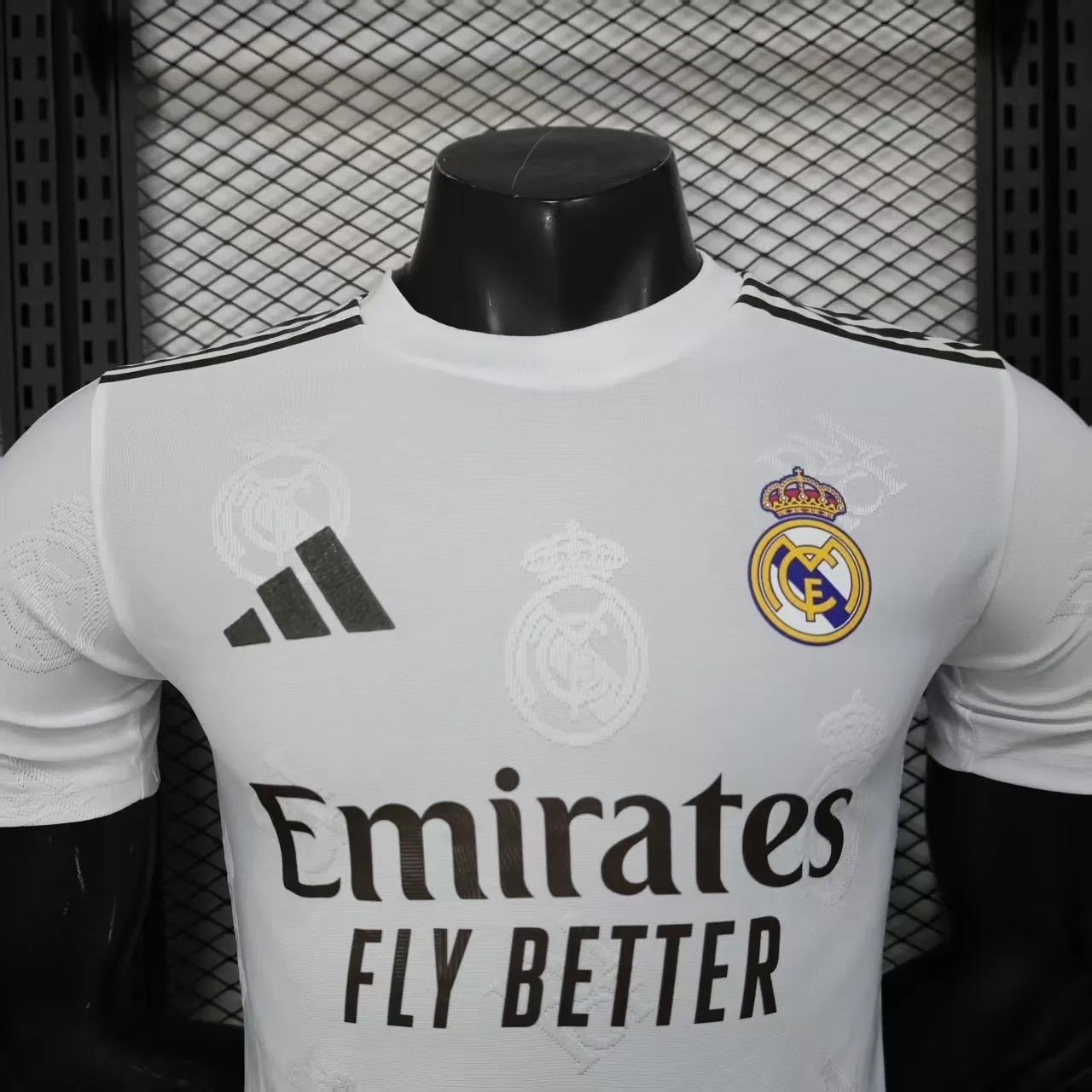 25-26 Real Madrid Special Edition Football Player Version Shirt AAAAJersey Dropship Yupoo 5