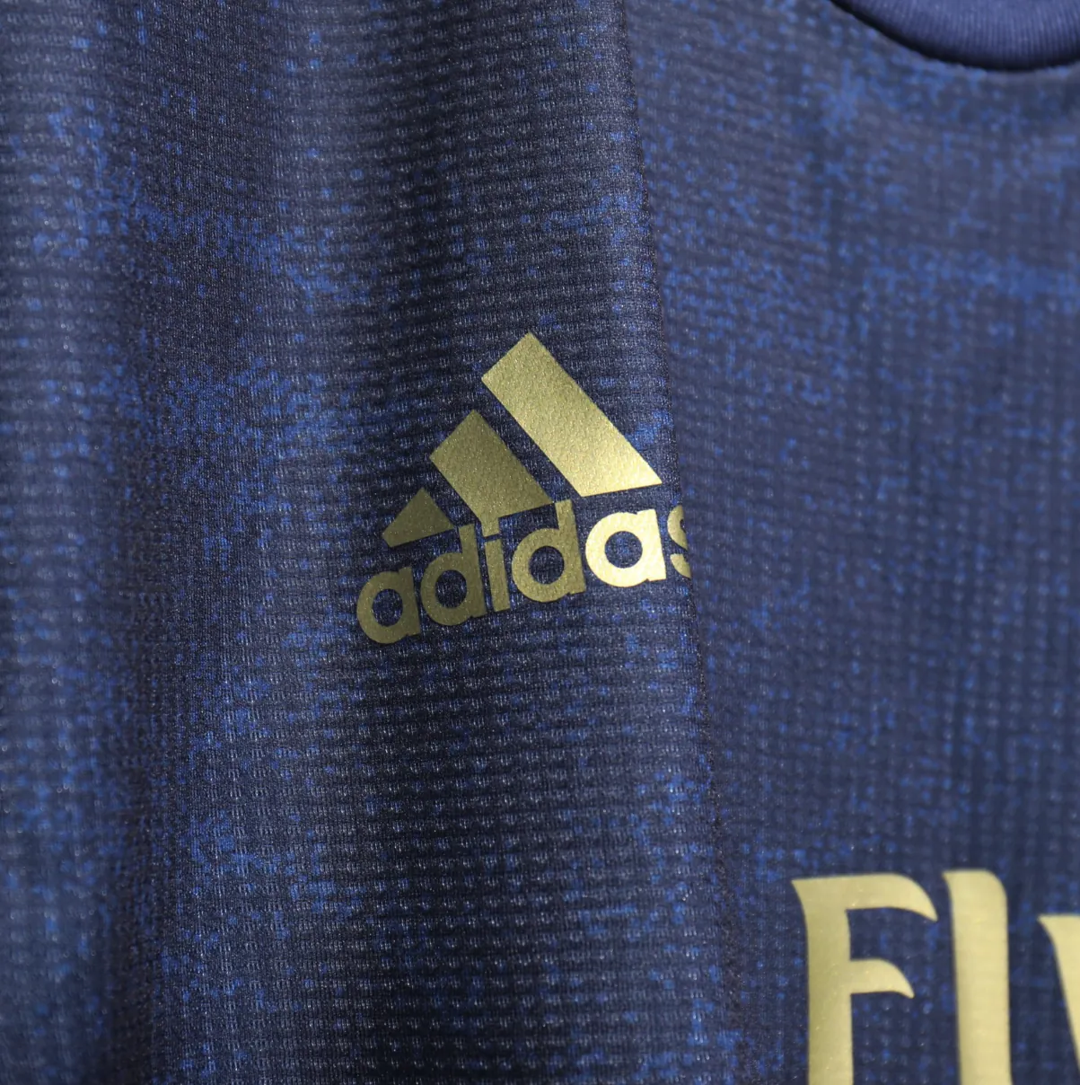 19-20 Real Madrid Away Retro Kit Vintage Player Version Sino Shirt AAAAJersey Dropship Yupoo 5