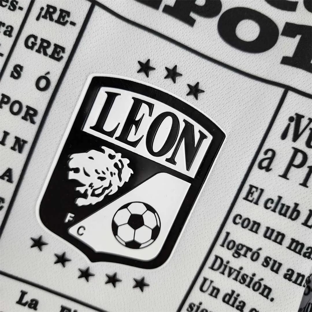 22-23 Leon away 4
