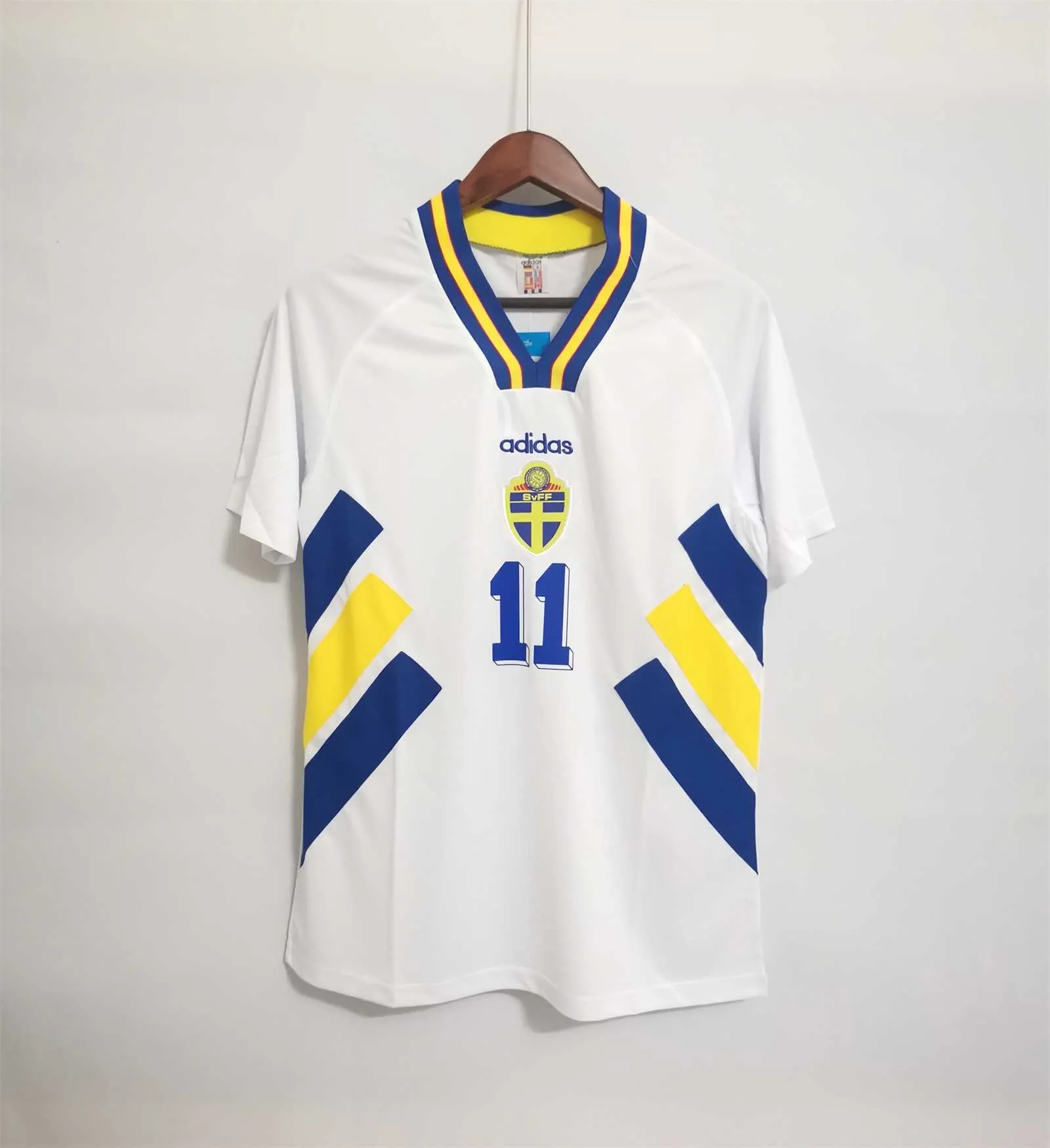 1994 Sweden away white 9