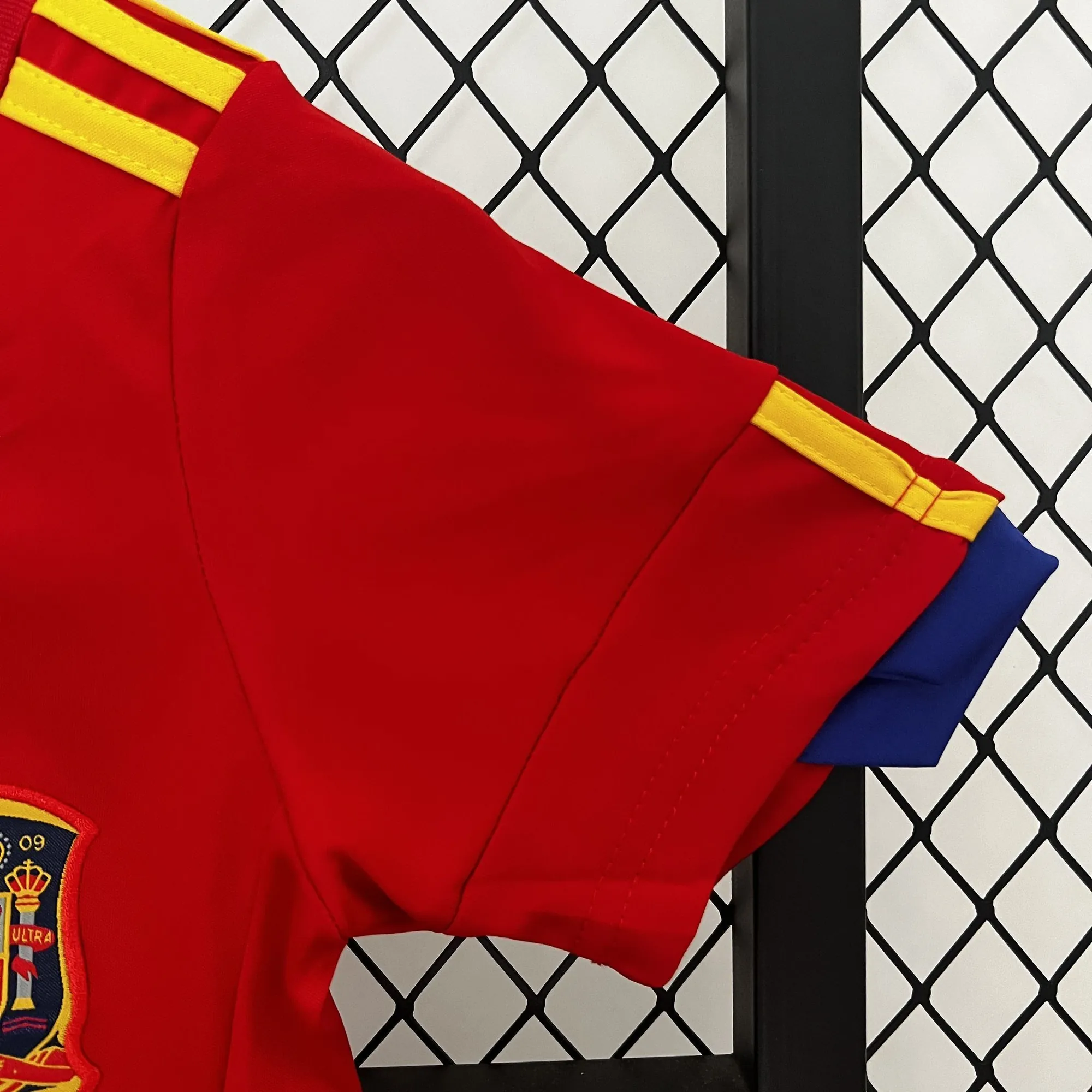 2010 Spain Home Retro Kid Kits Youth Apparels Sport AAAAJersey Yupoo 3