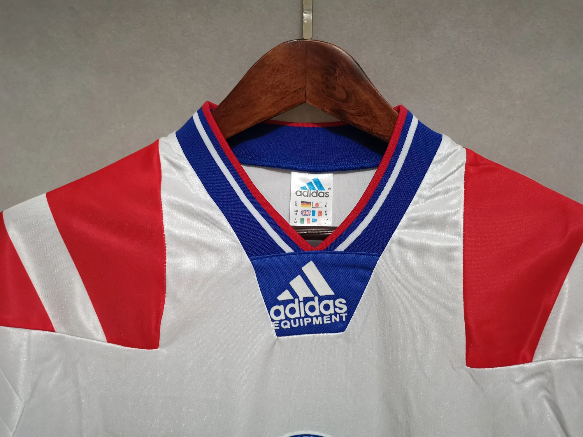 92-94 Rangers away 2
