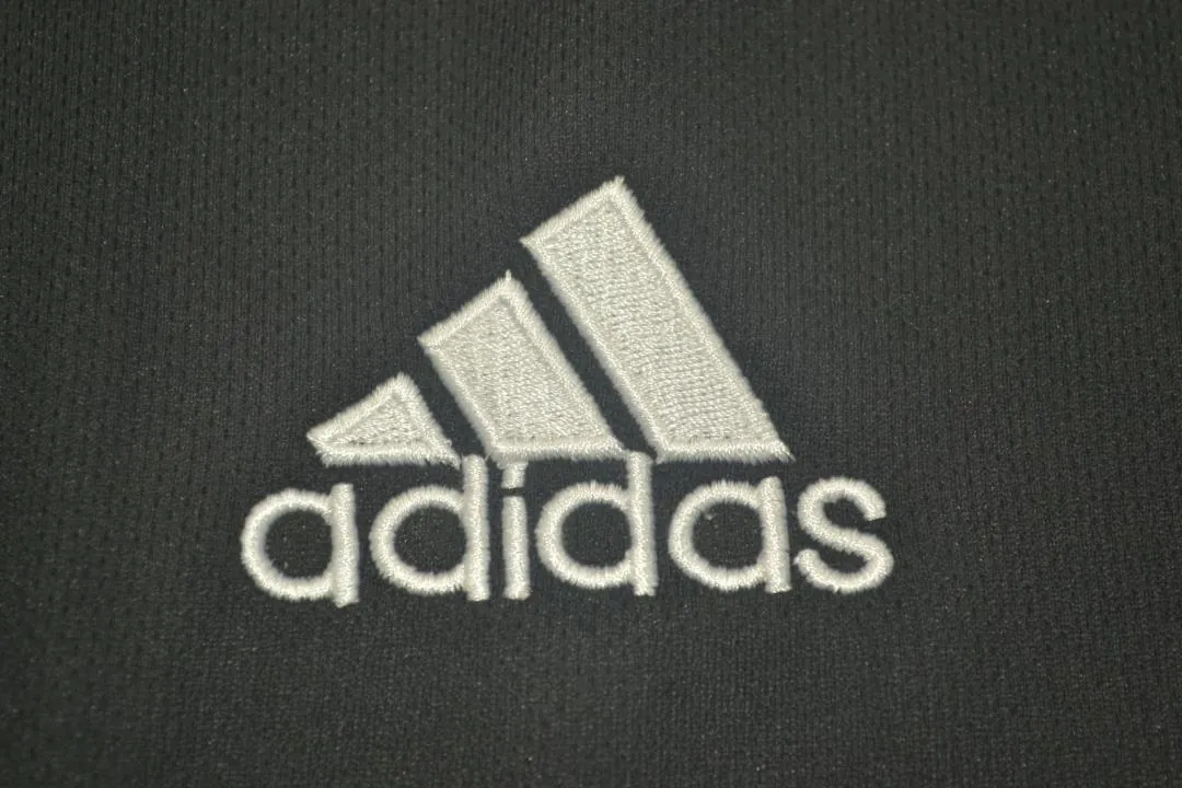 04-05 Real Madrid away 7