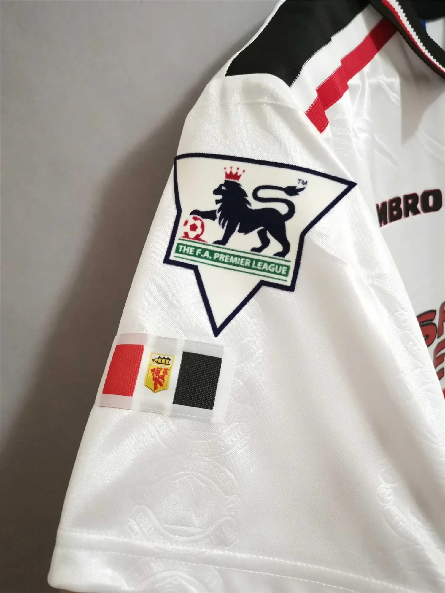 98-99 Manchester United away 9