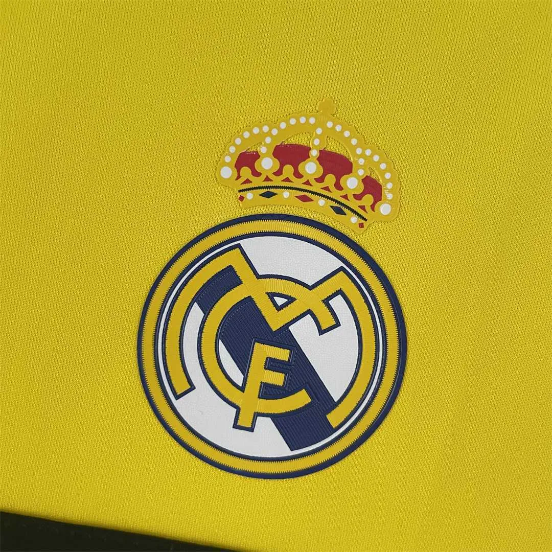 11-12 Real Madrid goalkeeper yellow 2