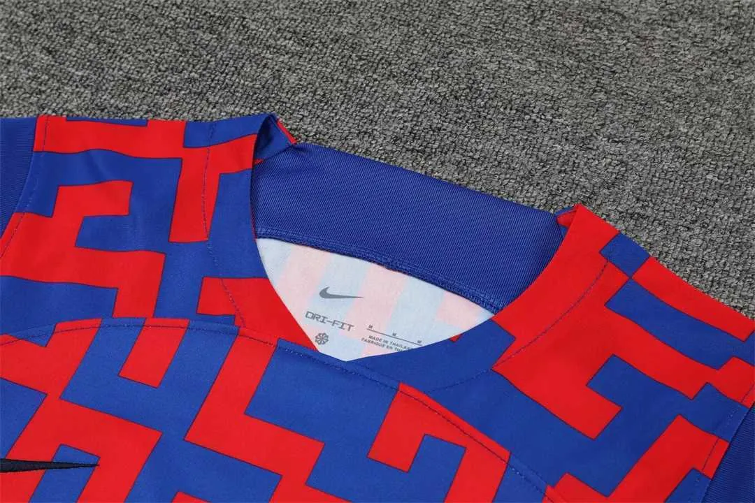 22-23 Barcelona vest training suit kit red and blue camouflage 14