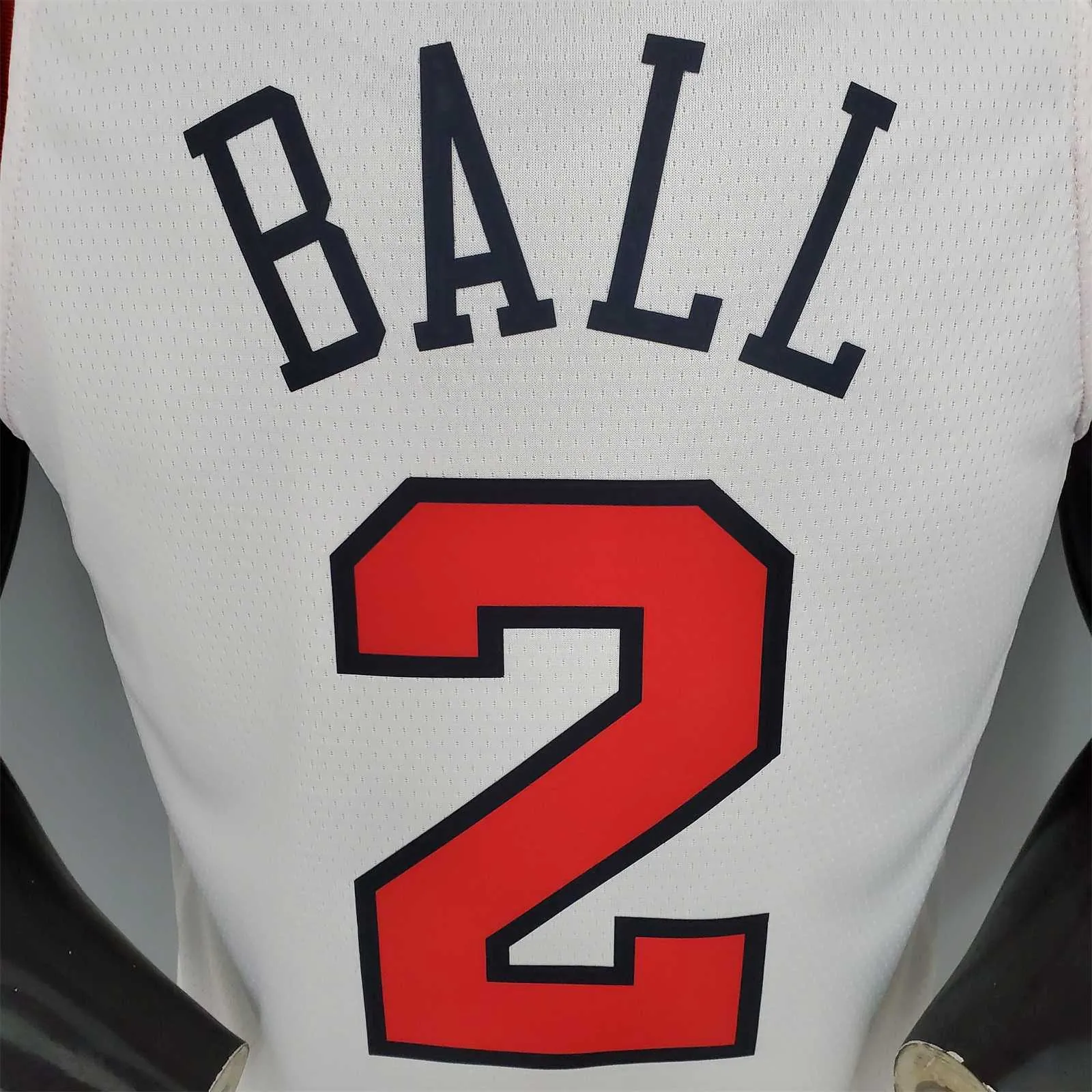 BALL#2 Chicago Bulls white 2