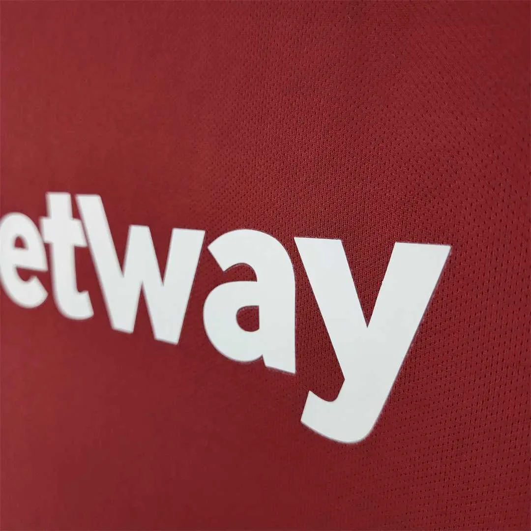 22-23 West Ham United home 7