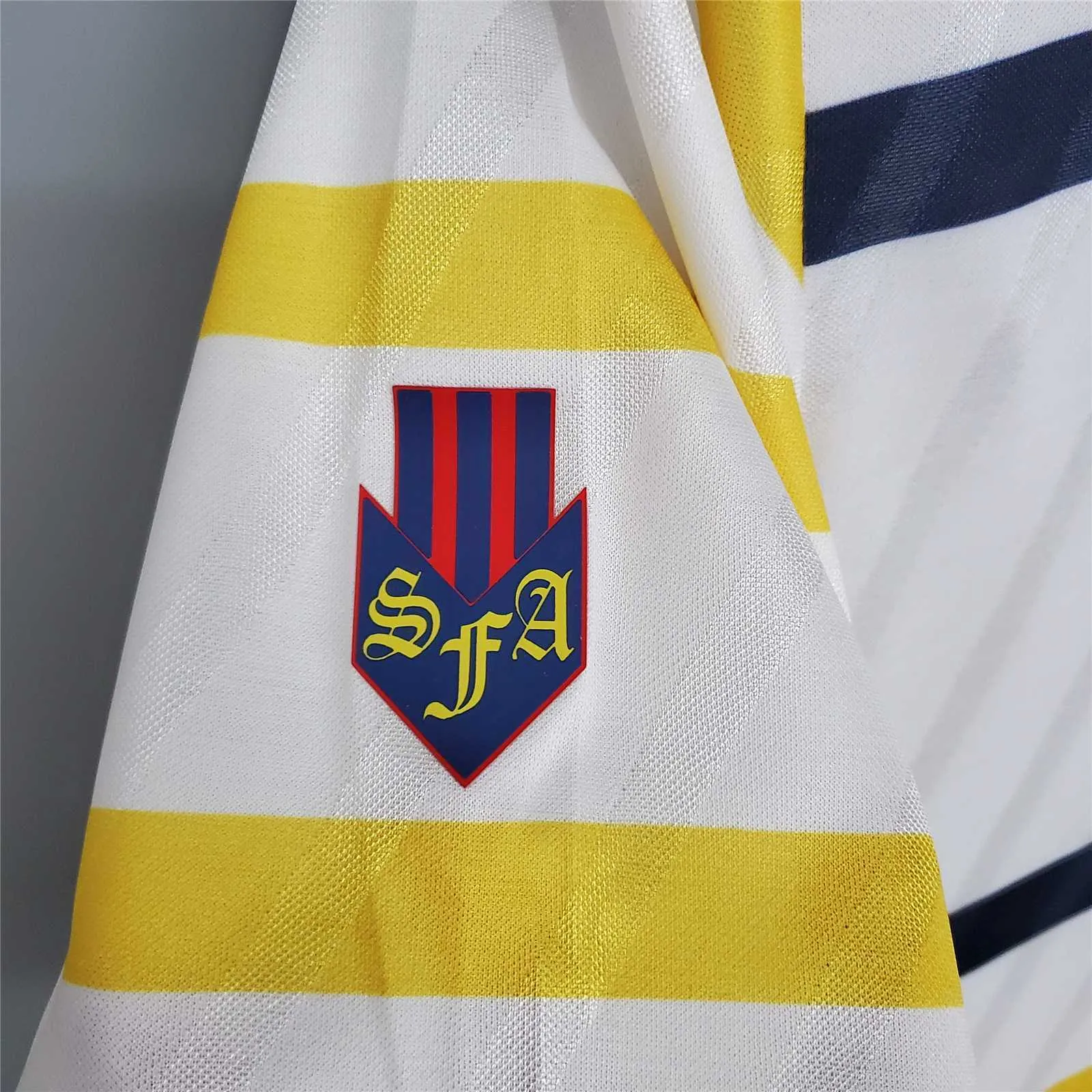 88-91 Scotland away 8