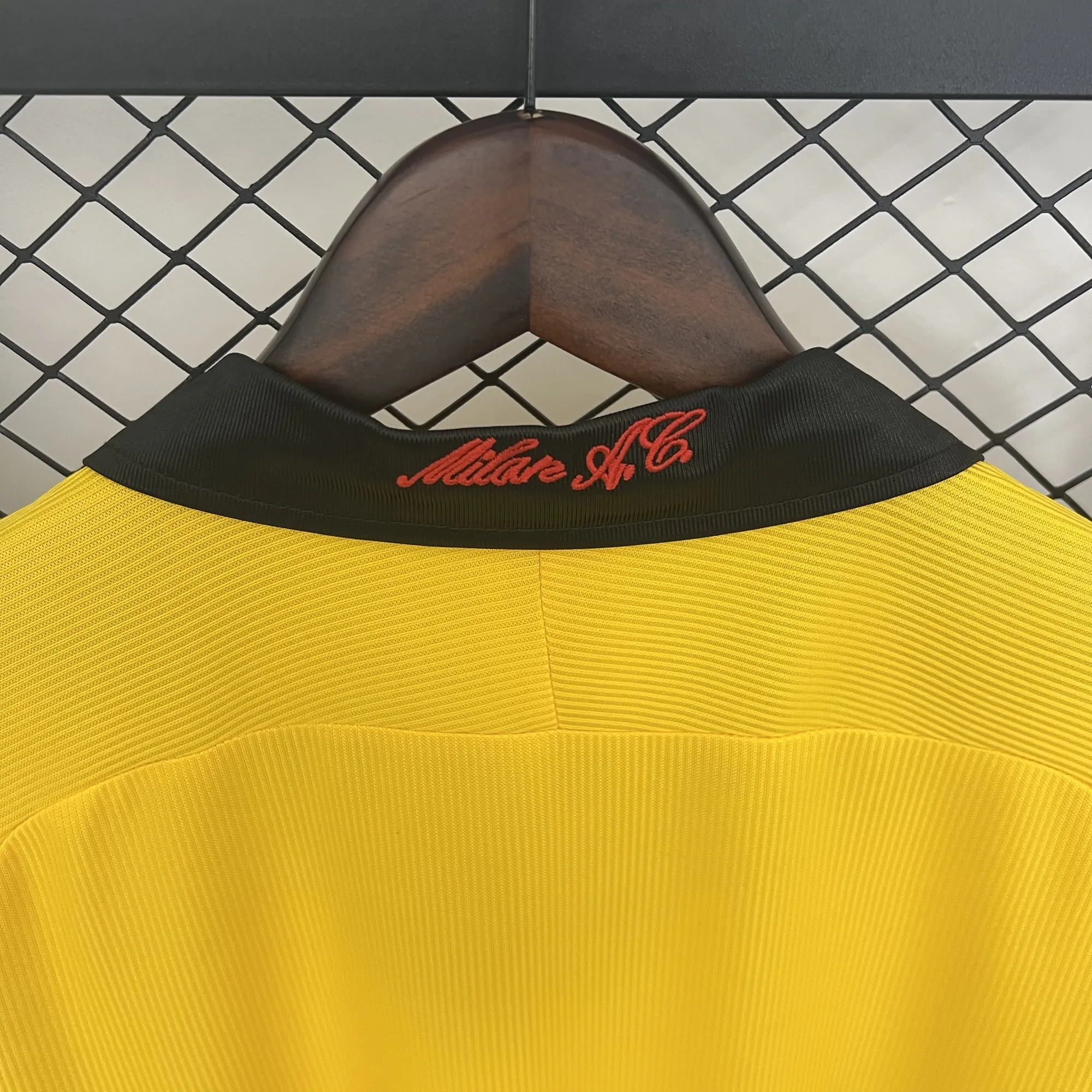 99-00 AC Milan Away Retro Kit Vintage Shirt Best AAAAJersey Wholesale Yupoo 4