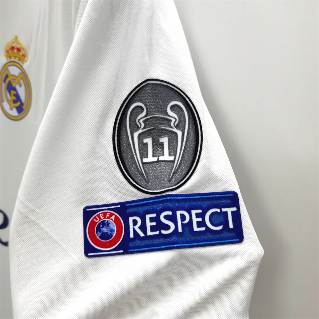16-17 Real Madrid home 7