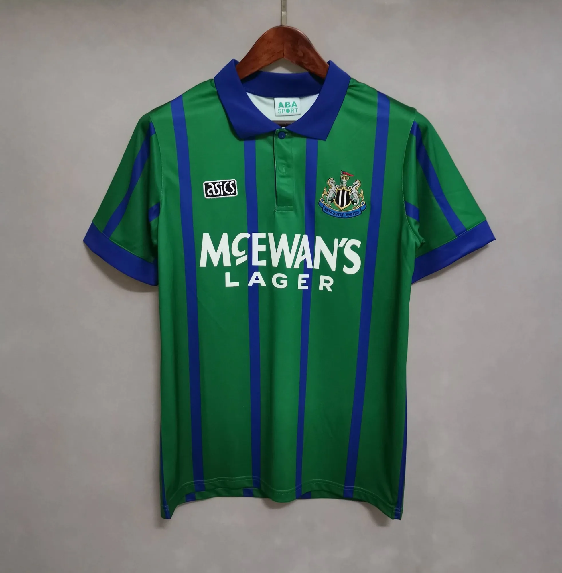 94-95 Newcastle away 8