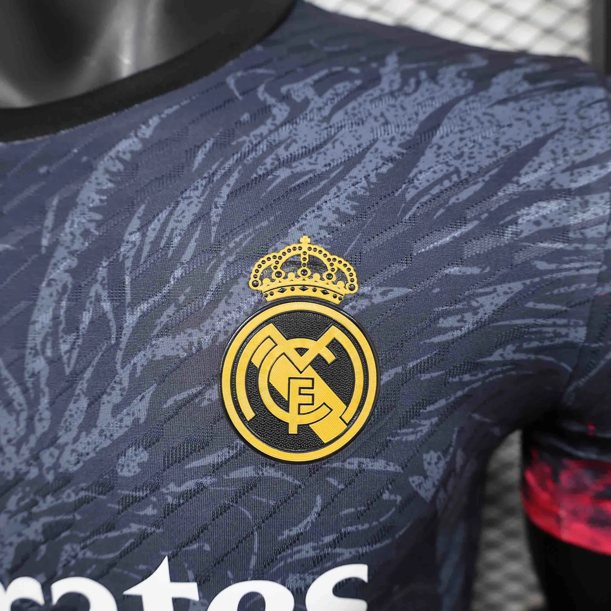 24-25 Real Madrid Red Dragon Special Edition Kit Player Version Shirt Best Wholesale Yupoo 3