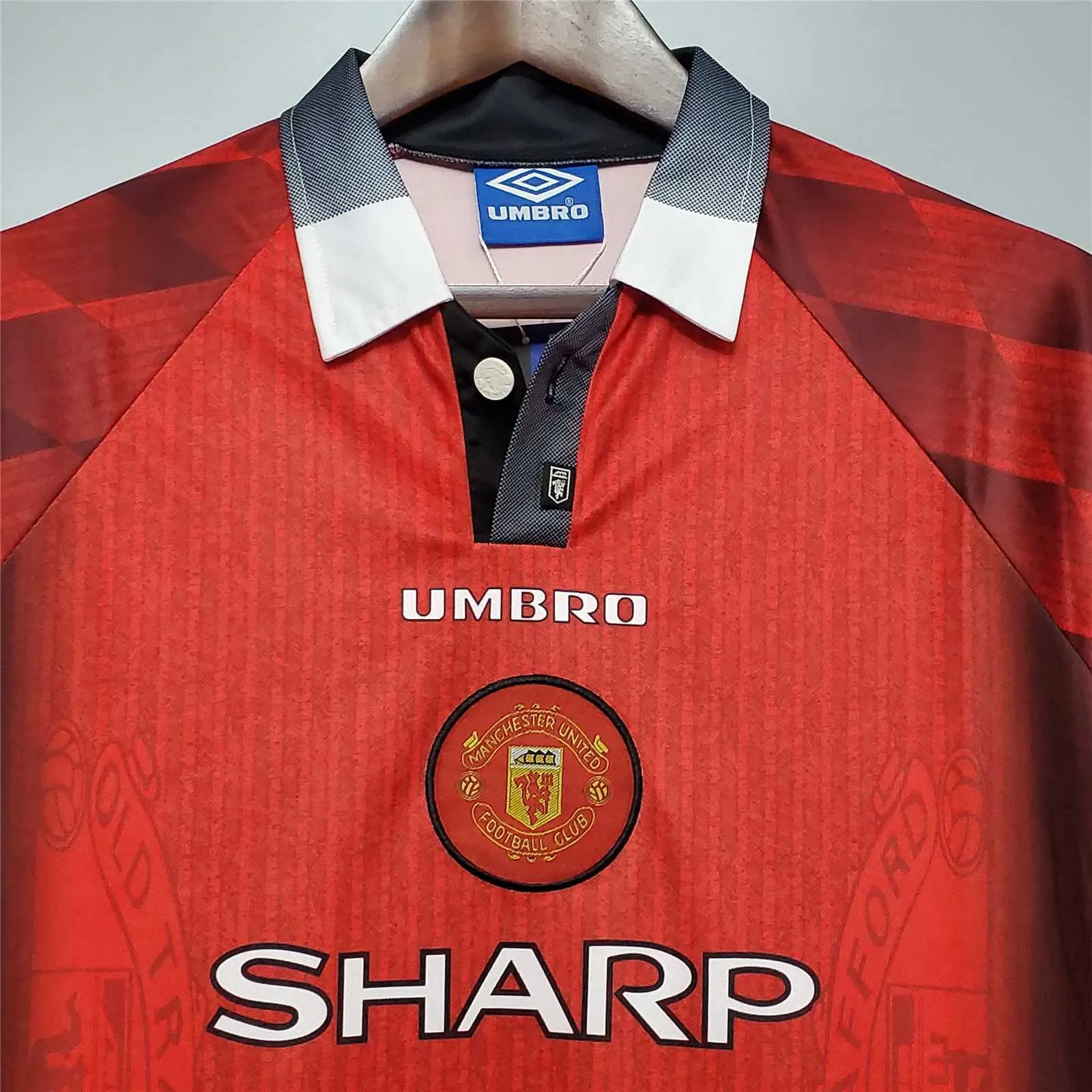 96-97 Manchester United home long sleeve 5