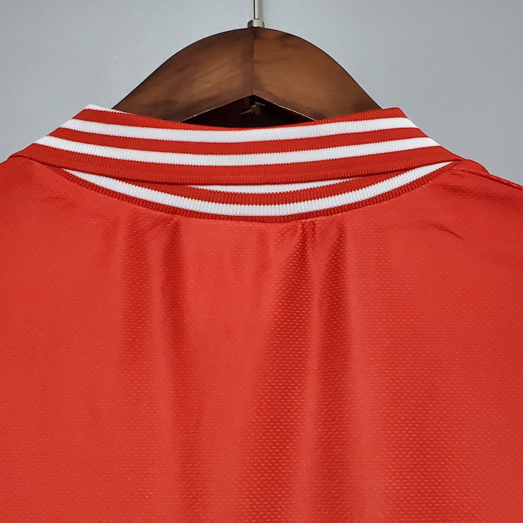 95-96 Ajax home 6