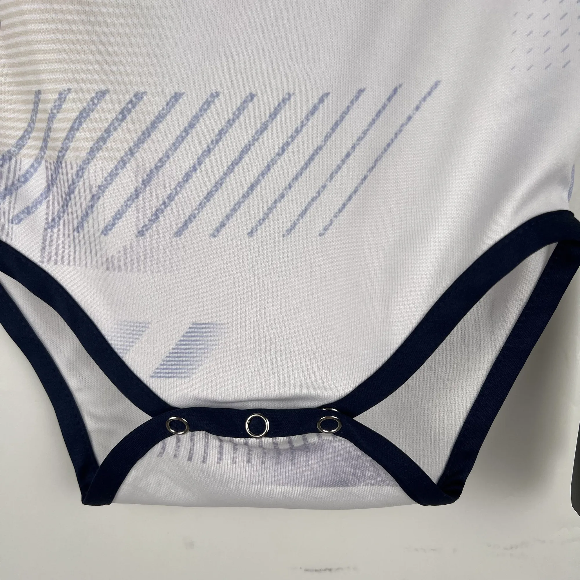 23-24 Tottenham baby home size 9-12 best soccer jersey 2