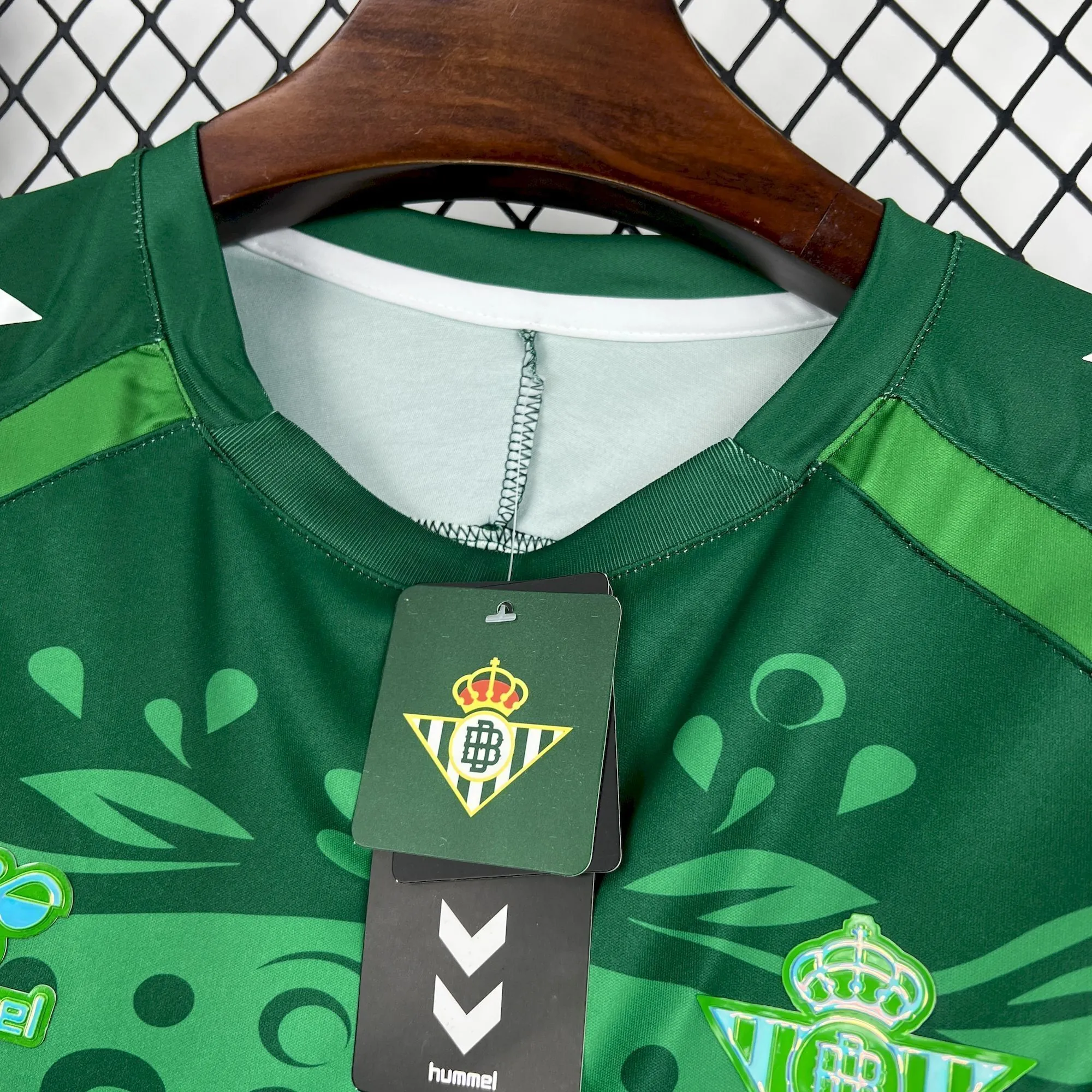 25-26 Real Betis Pre-Match Long Sleeve Football T-Shirt AAAAJersey Supply Yupoo 5