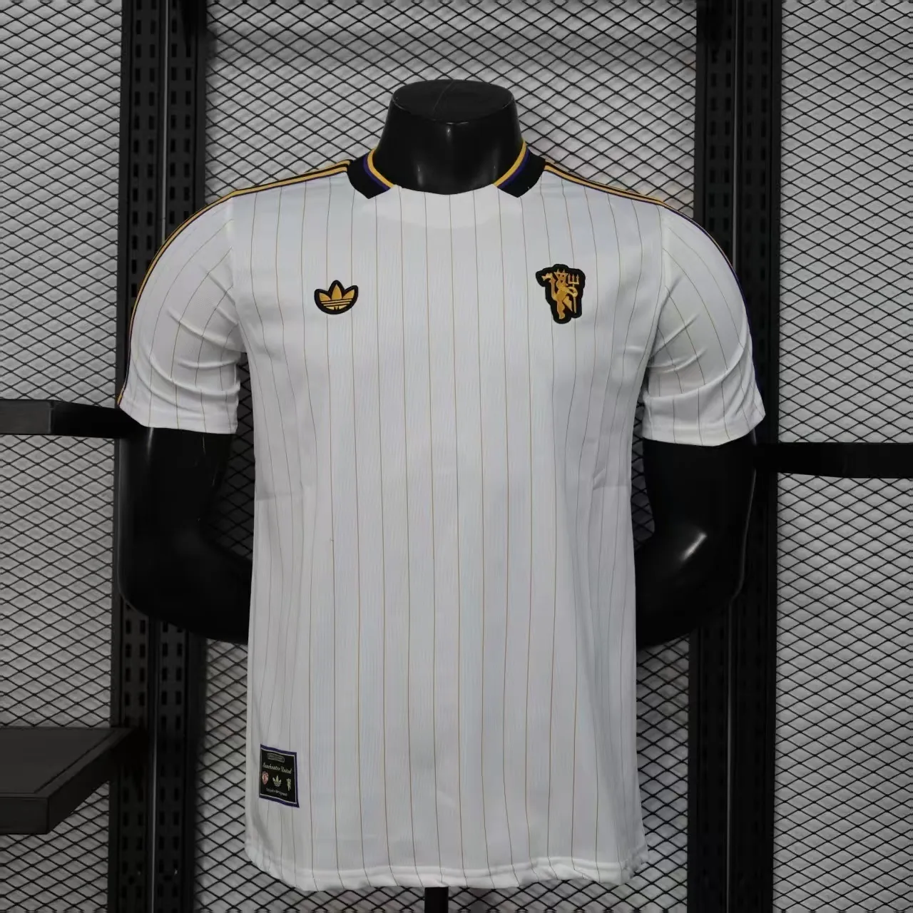 25-26 Manchester united Retro Style Football Shirt Apparels AAAAJersey Wholesale Yupoo 6