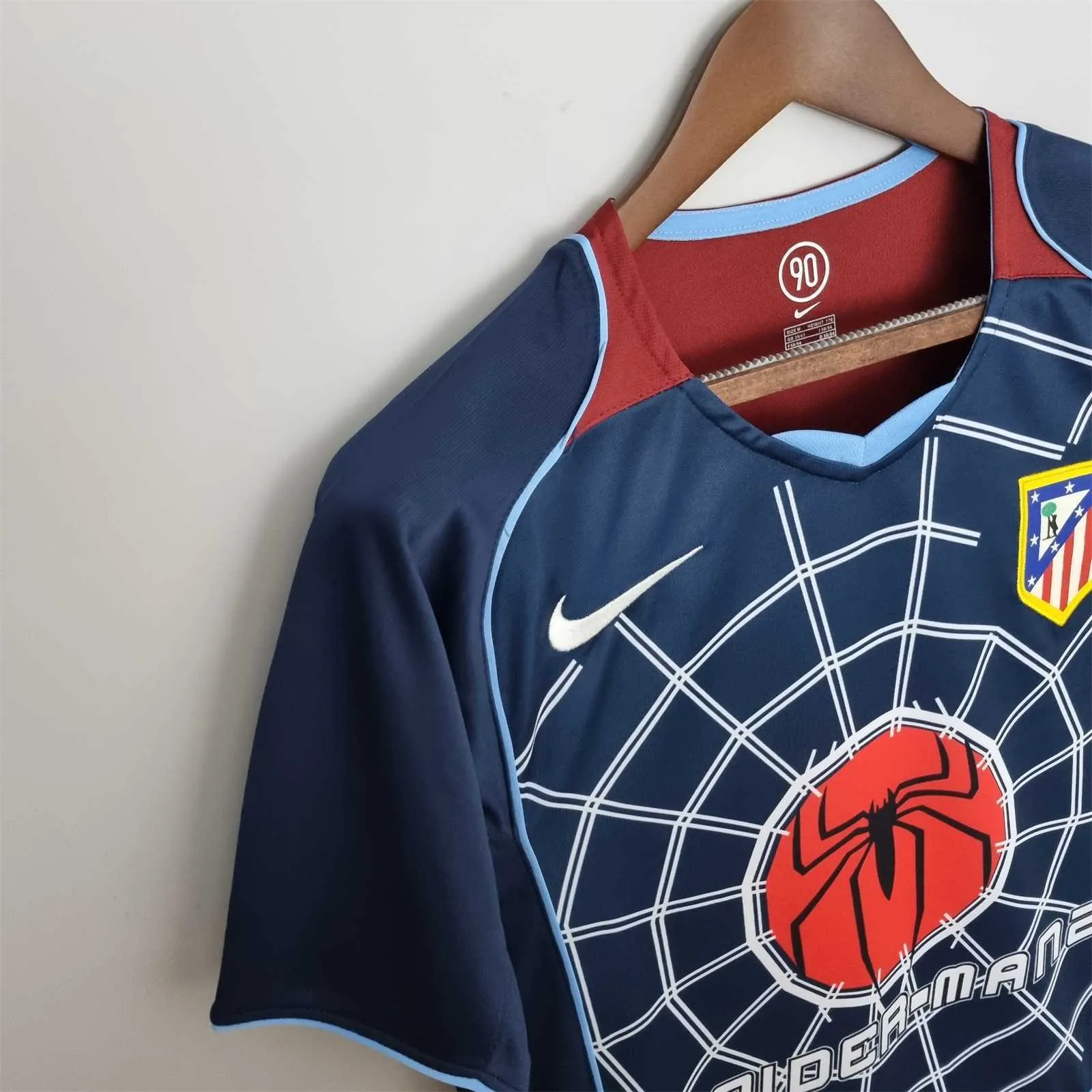 04-05 Atletico Madrid Away Kit Retro Football Vintage Uniform AAAAJersey Supply Yupoo 2