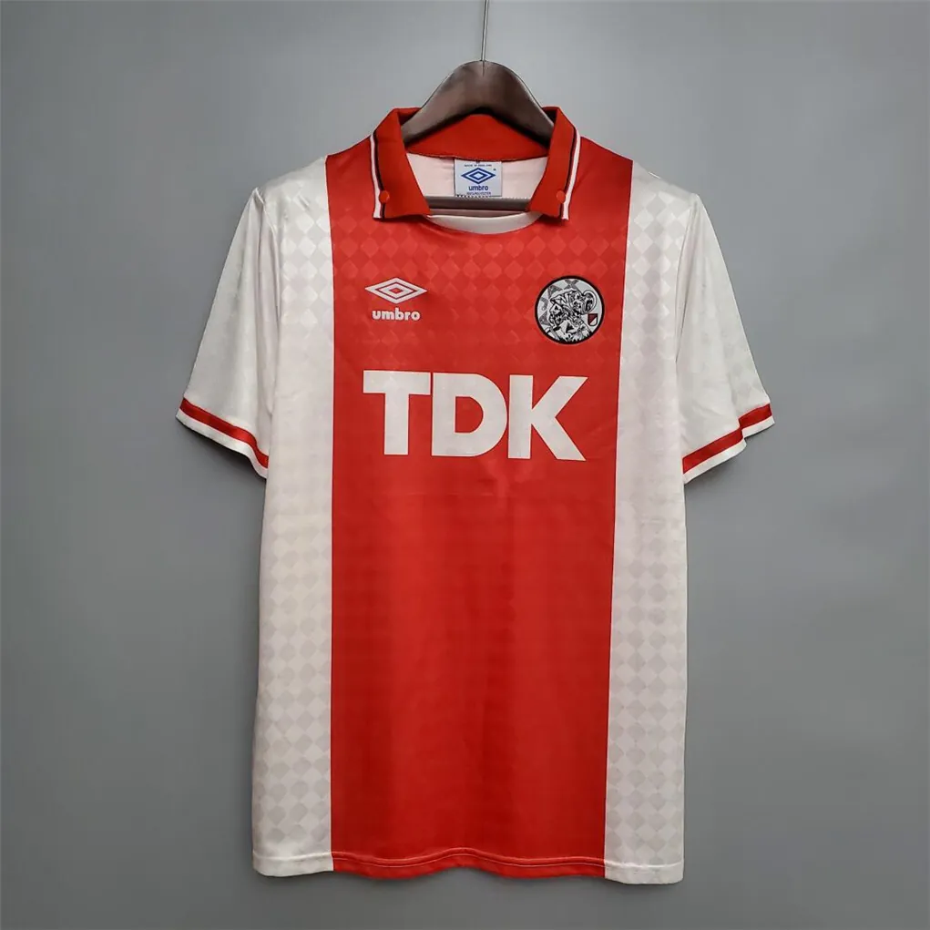 89-90 Ajax home 9