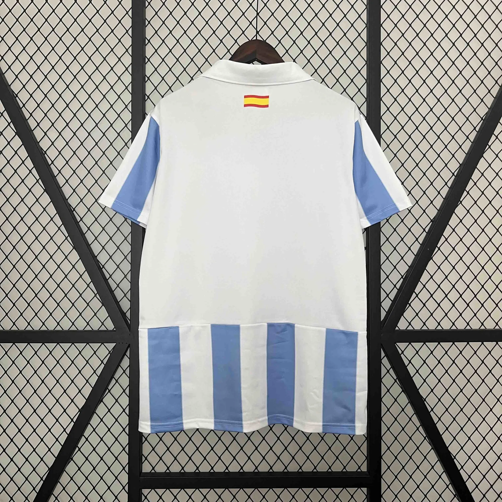 12-13 Malaga Home Retro Kit Football Apparel AAAAJerseys Dropshipping Yupoo 2