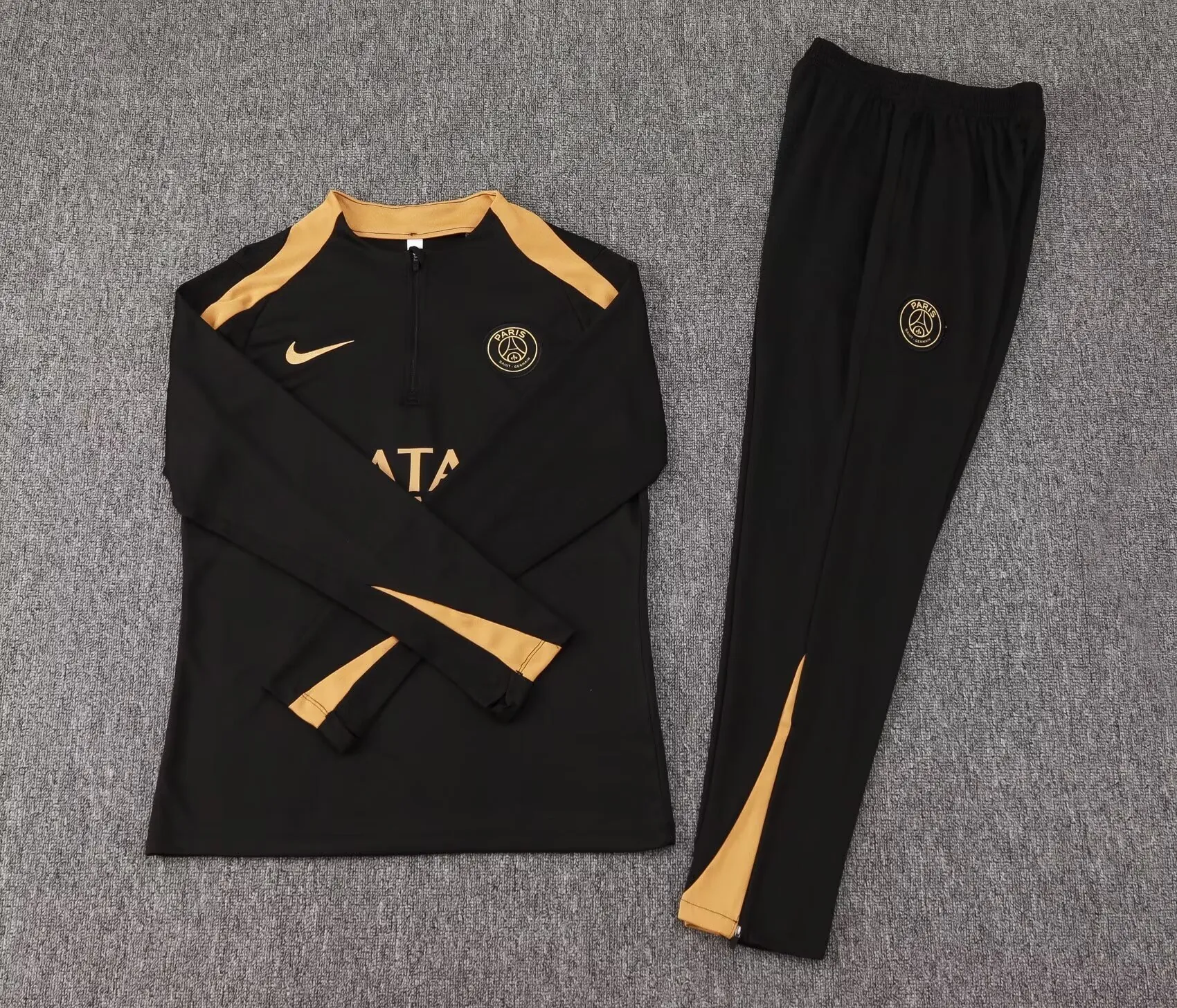 24-25 PSG Long Sleeve Training Suit Football Shirts 1