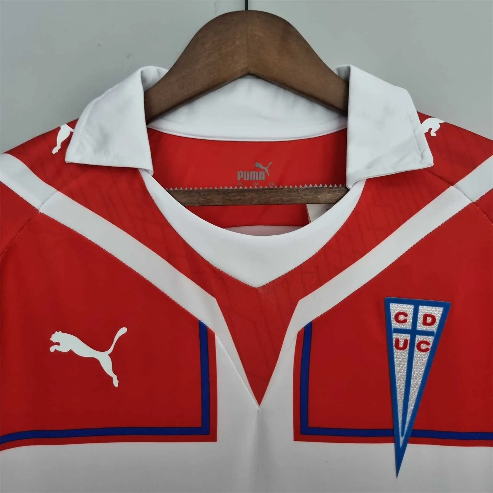 2009 La Católica away 4
