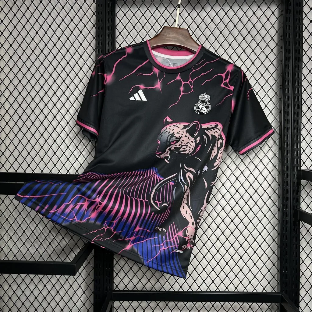 24-25 Real Madrid Pink Jaguar Special Edition Kit Soccer Uniforms Soccer AAAAJersey Yupoo 2