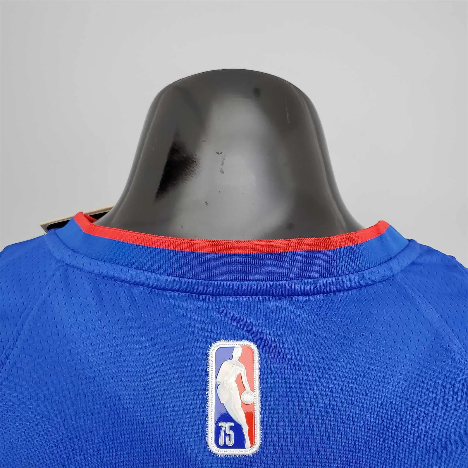 75th Anniversary Iverson #1 Pistons Blue 10