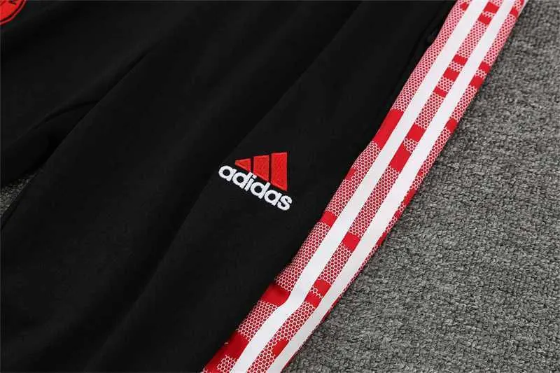 Polo Bayern white with red logo 8