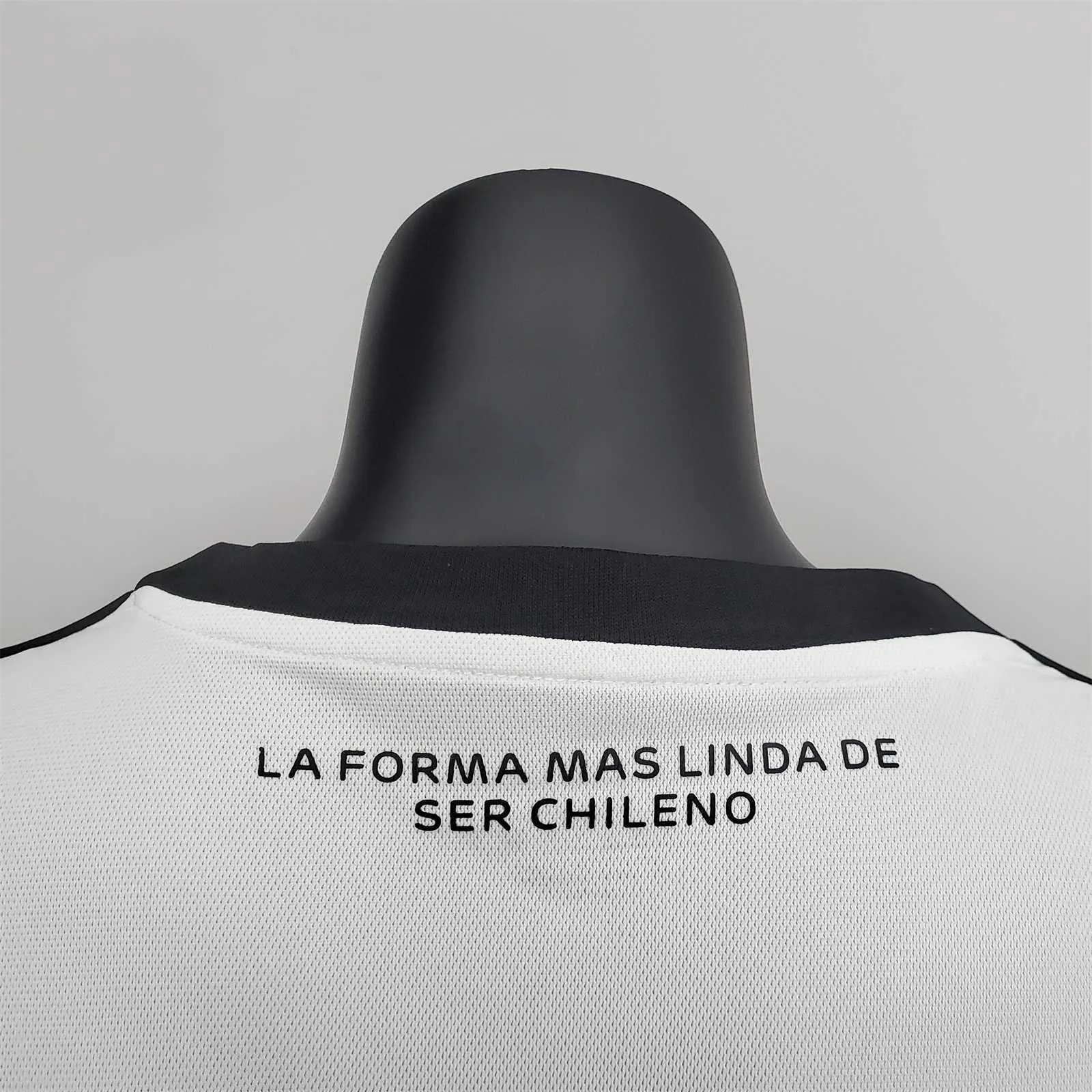 22-23 Colo-Colo home women 6