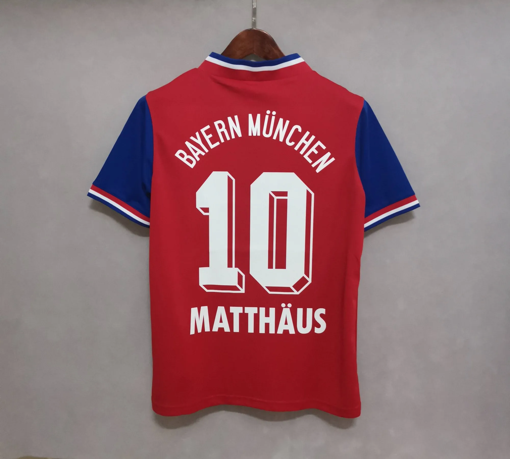 93-94 Bayern Munich home red blue 6