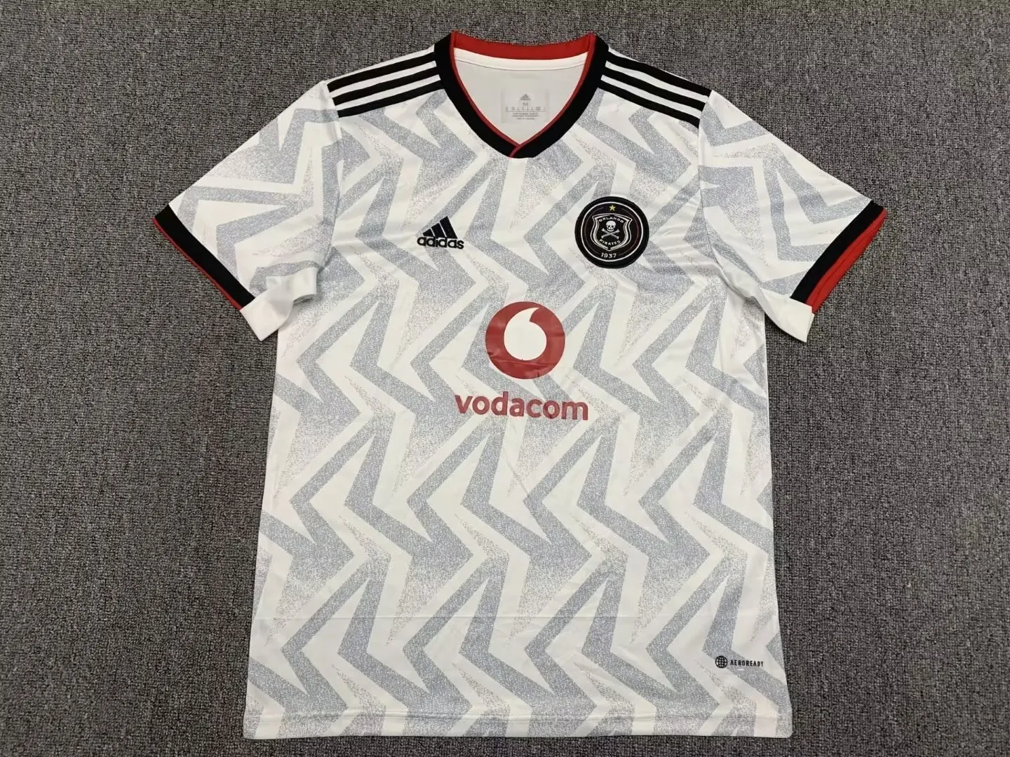 22-23 Orlando Pirates away 2