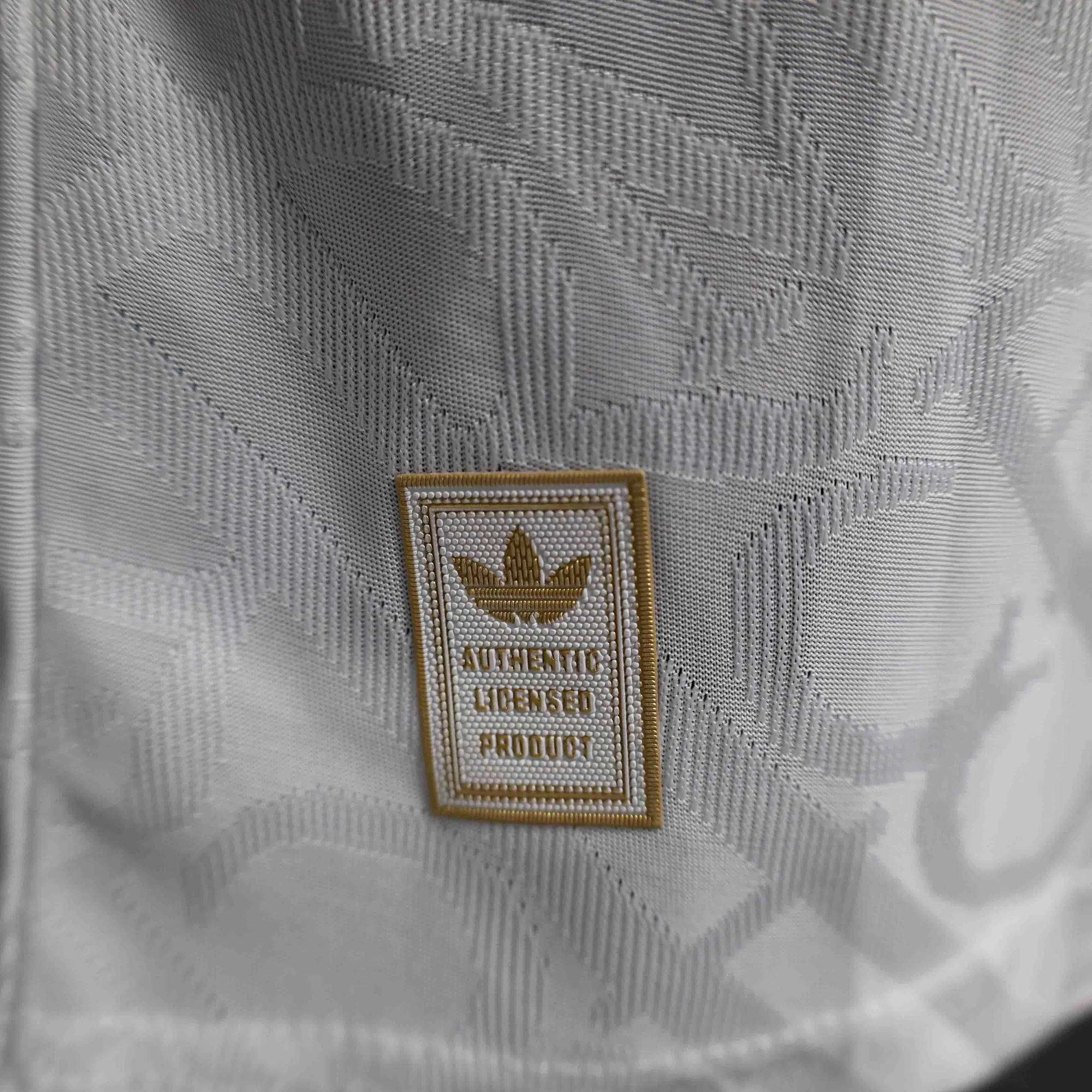 24-25 Real Madrid Originals White and Gold Kit Player Version Shirt AAAAJersey Supplier Yupoo 3