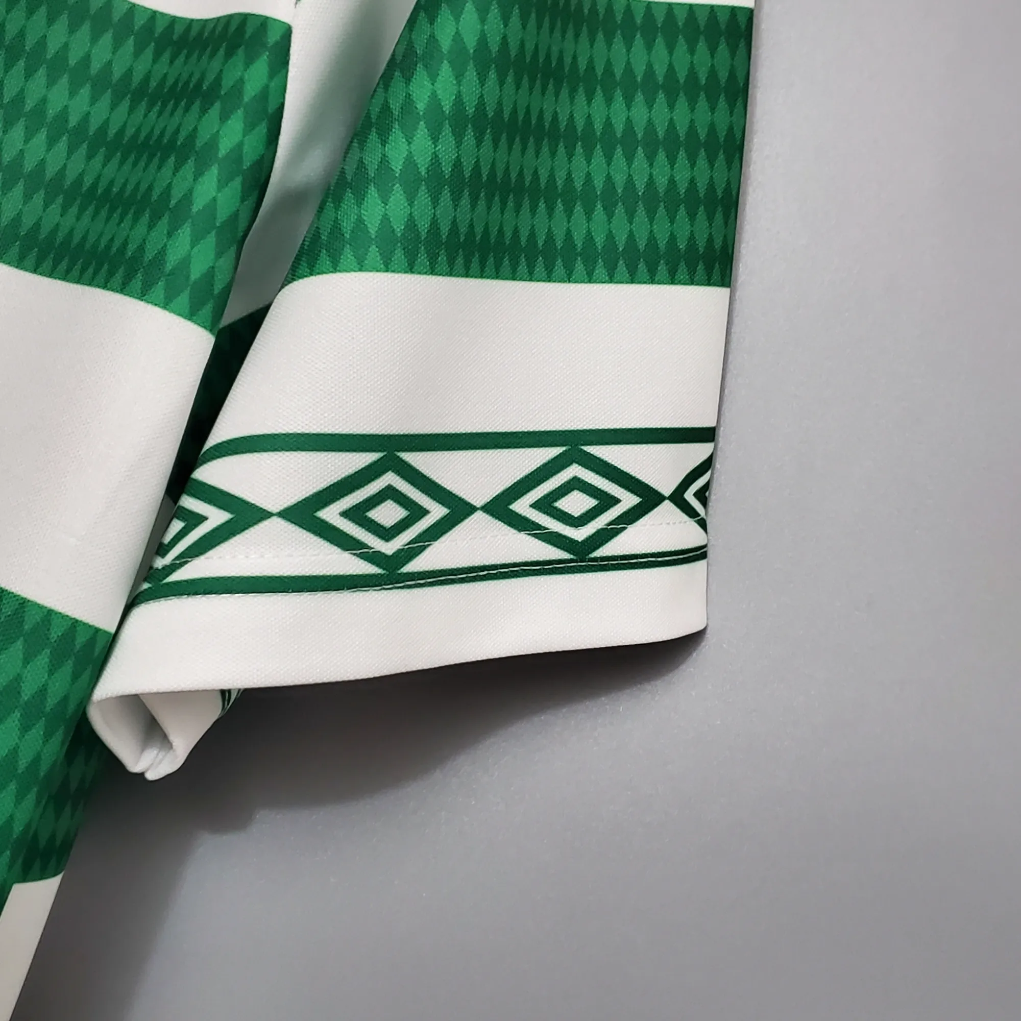 98-99 Celtic home 5