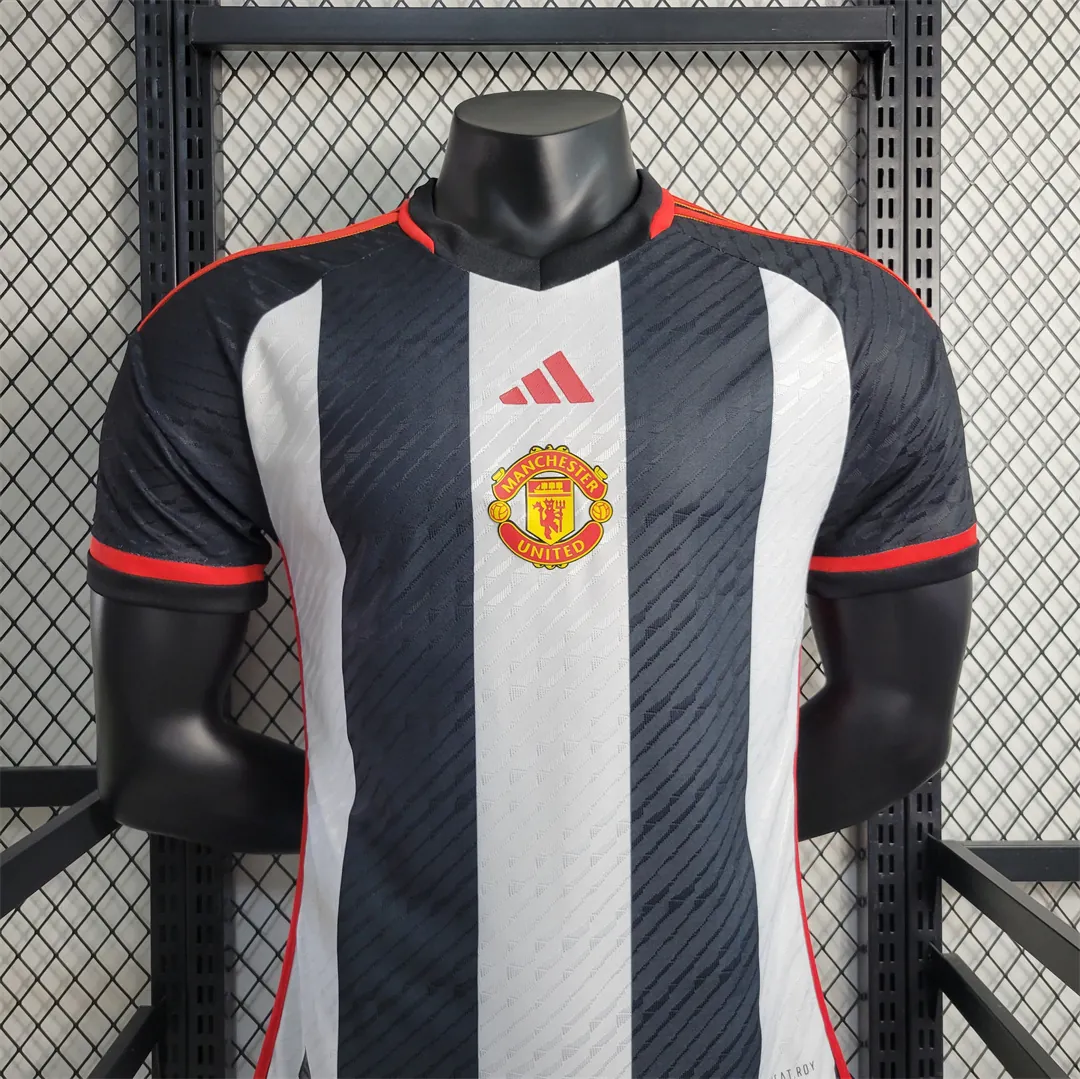 23-24 Manchester United training suit player version 5