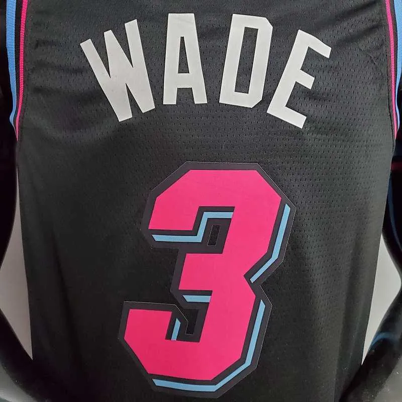 WADE #3 Miami Heat V-neck black 4