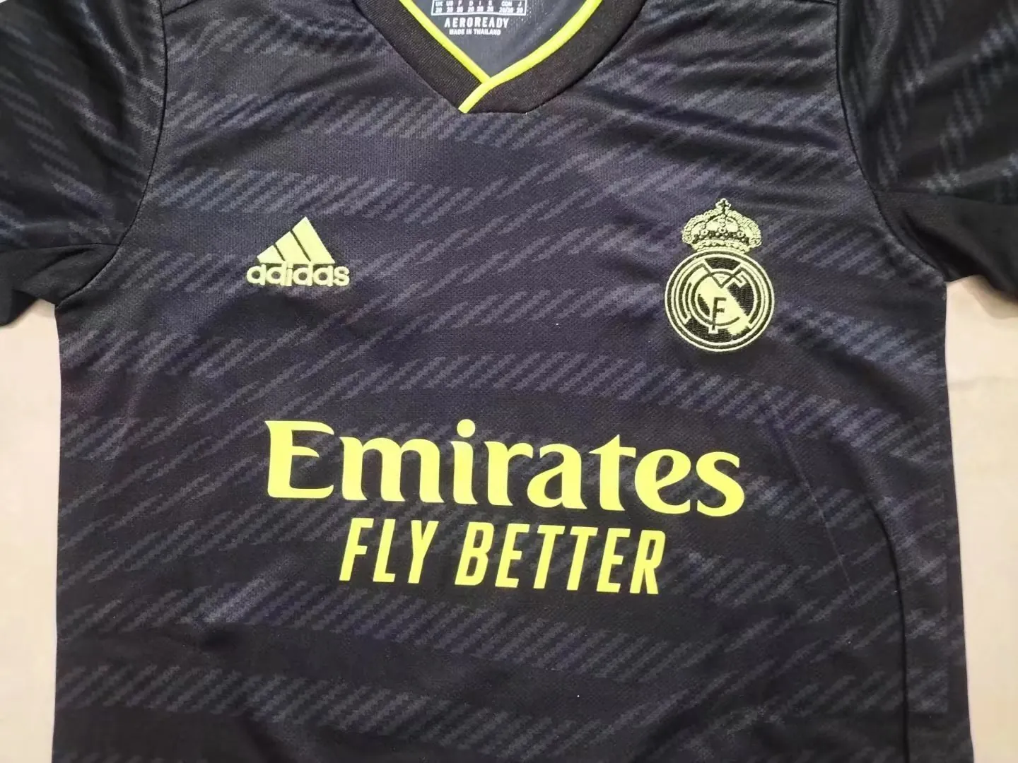 22-23 Real Madrid third away kids kit 1