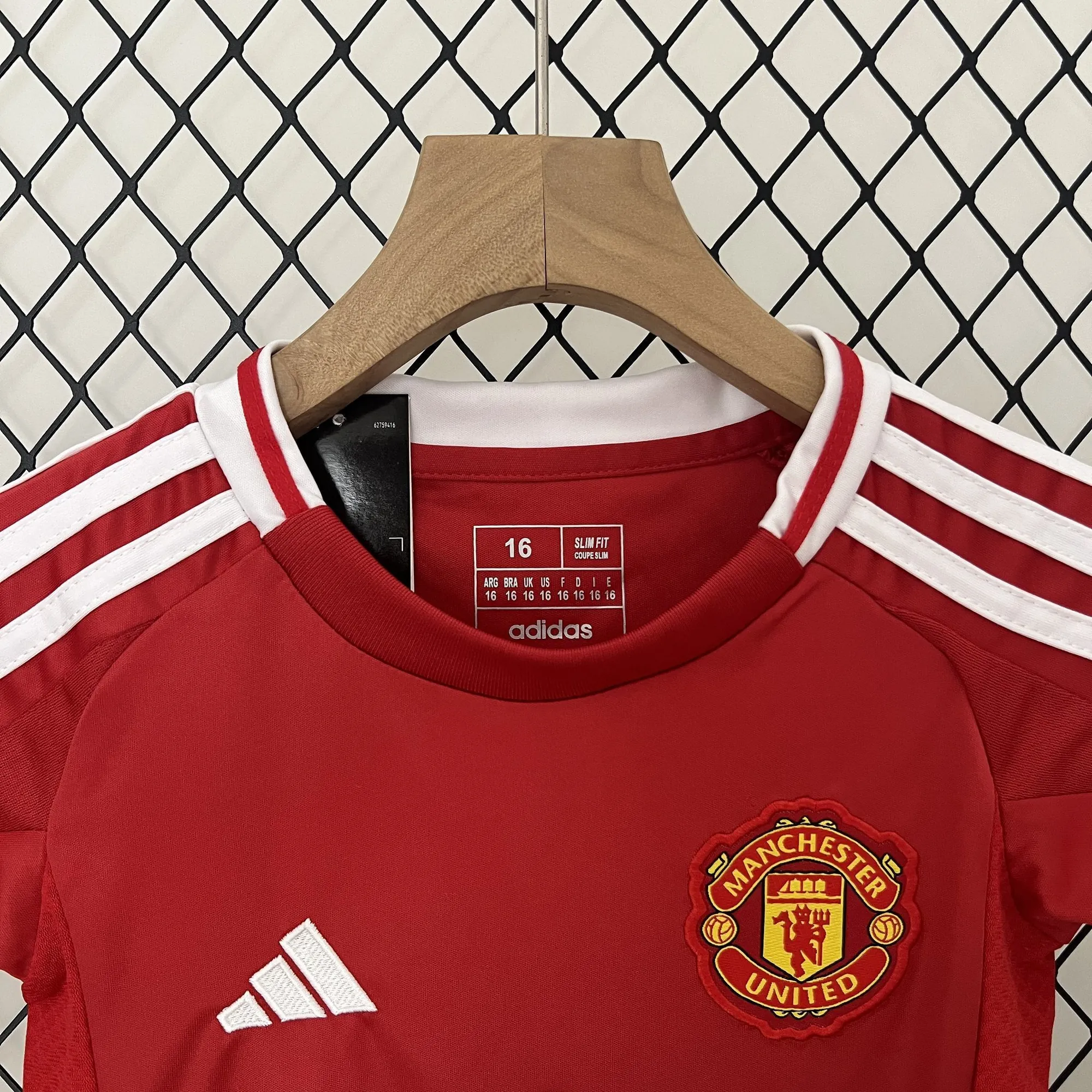 24-25 Manchester United Home Kid Kits Children Apparel AAAAJersey Wholesale Yupoo 6