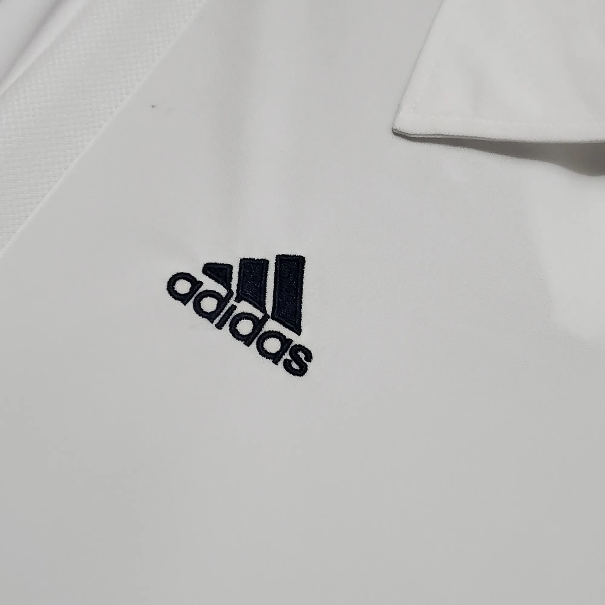 01-02 Real Madrid home long-sleeve 6