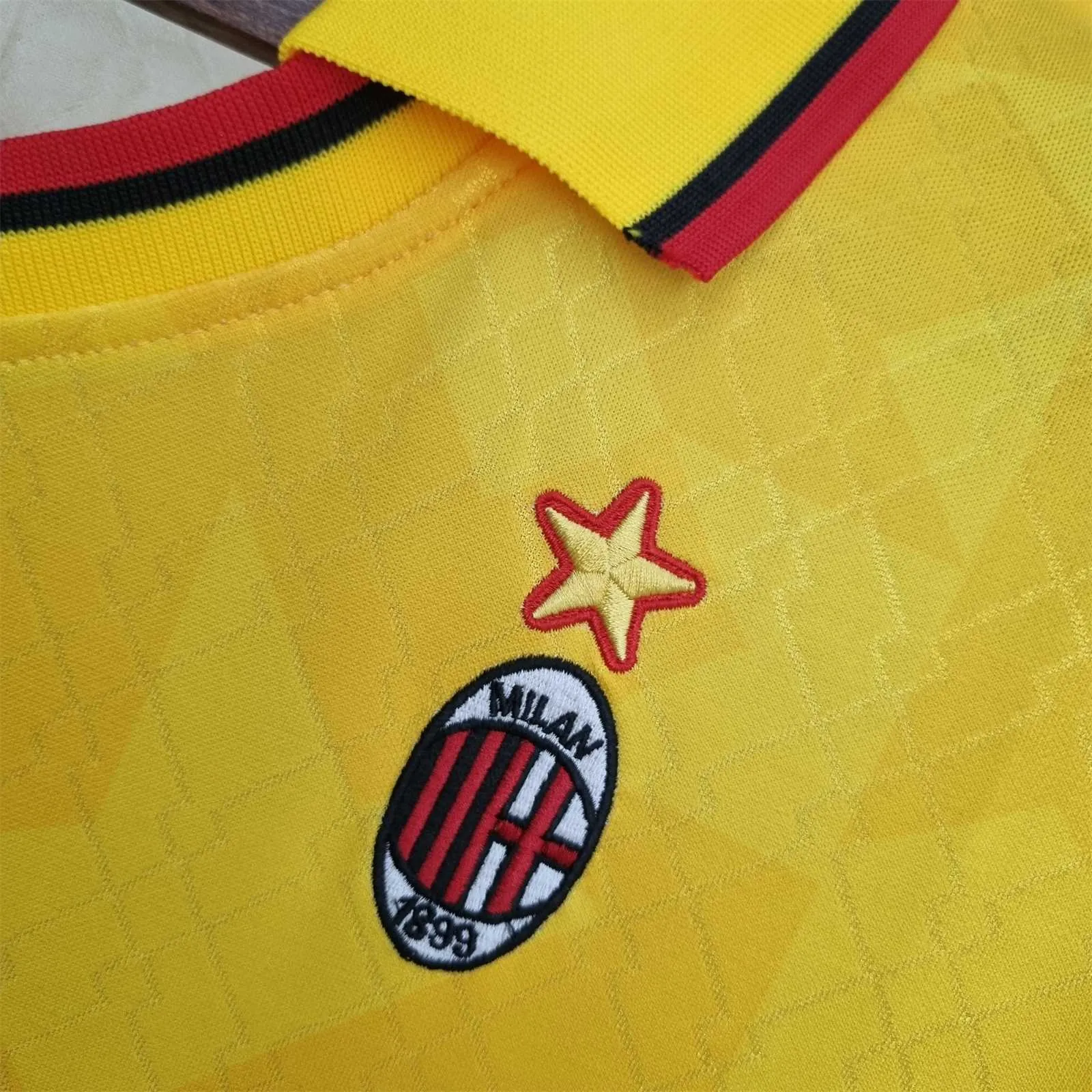 95-96 AC Milan away 5