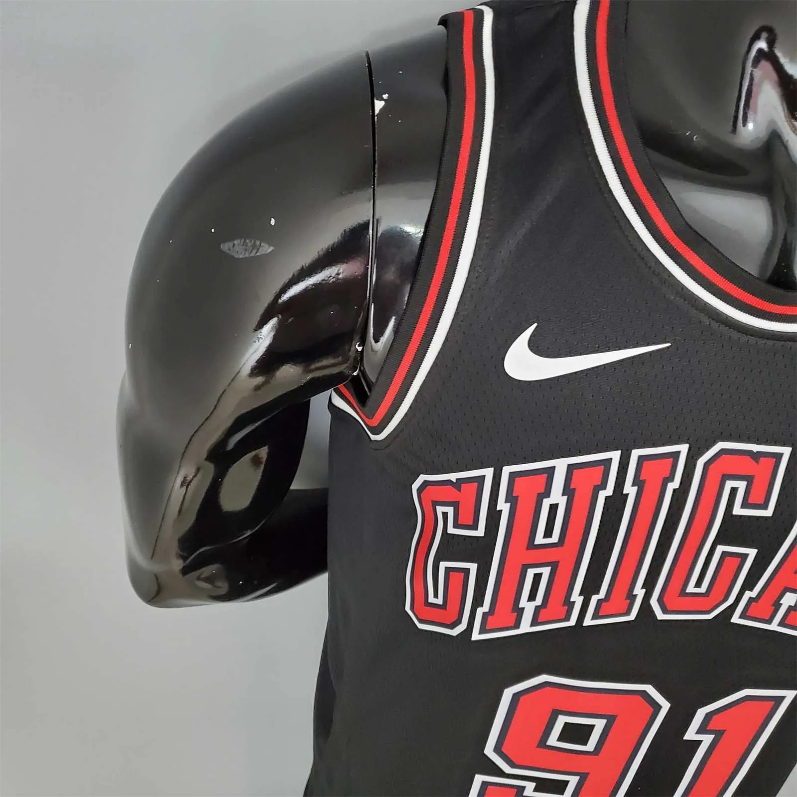 ROOMAN#91 Chicago Bulls black 6