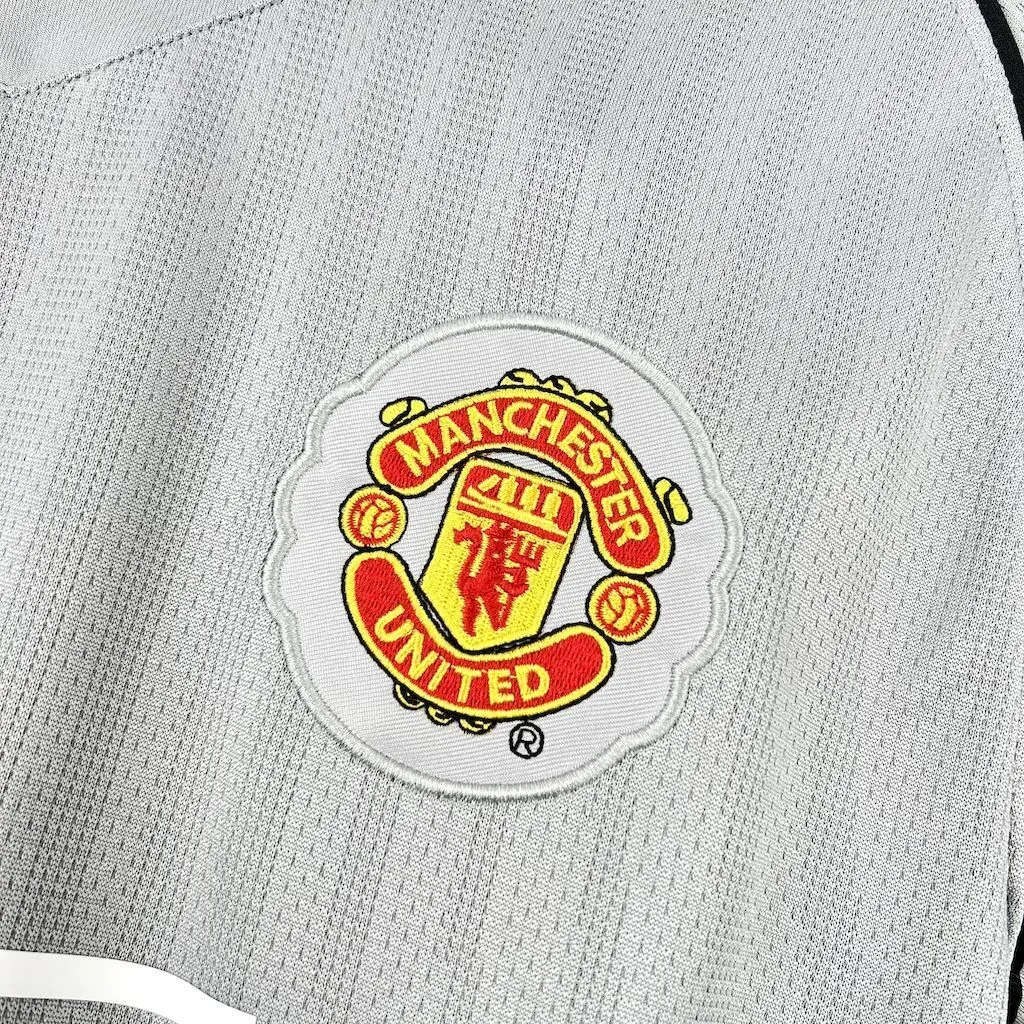07-08 Manchester United Long Sleeve Goalkeeper Retro Kit Vintage T-Shirt Soccer AAAAJersey Yupo 4