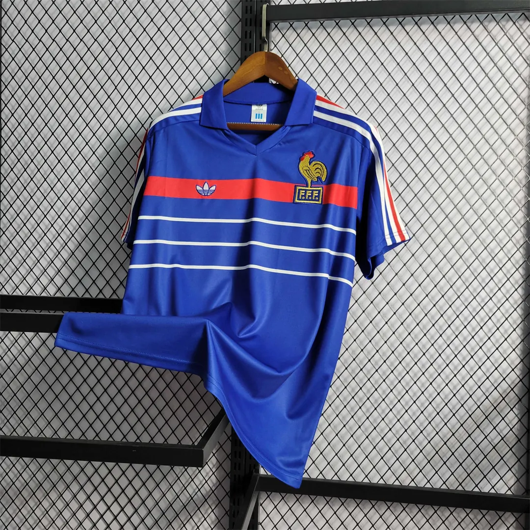1984 France home 2