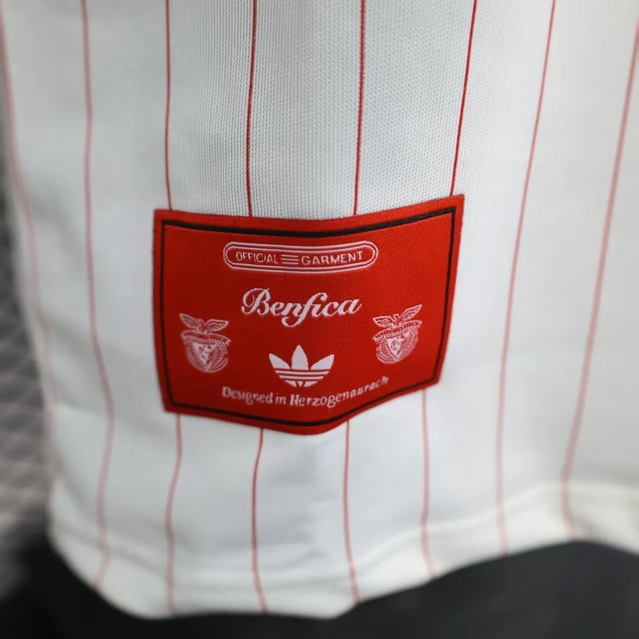 25-26 Benfica Casual Retro Style Football Shirt Apparels AAAAJersey Wholesale Yupoo 5