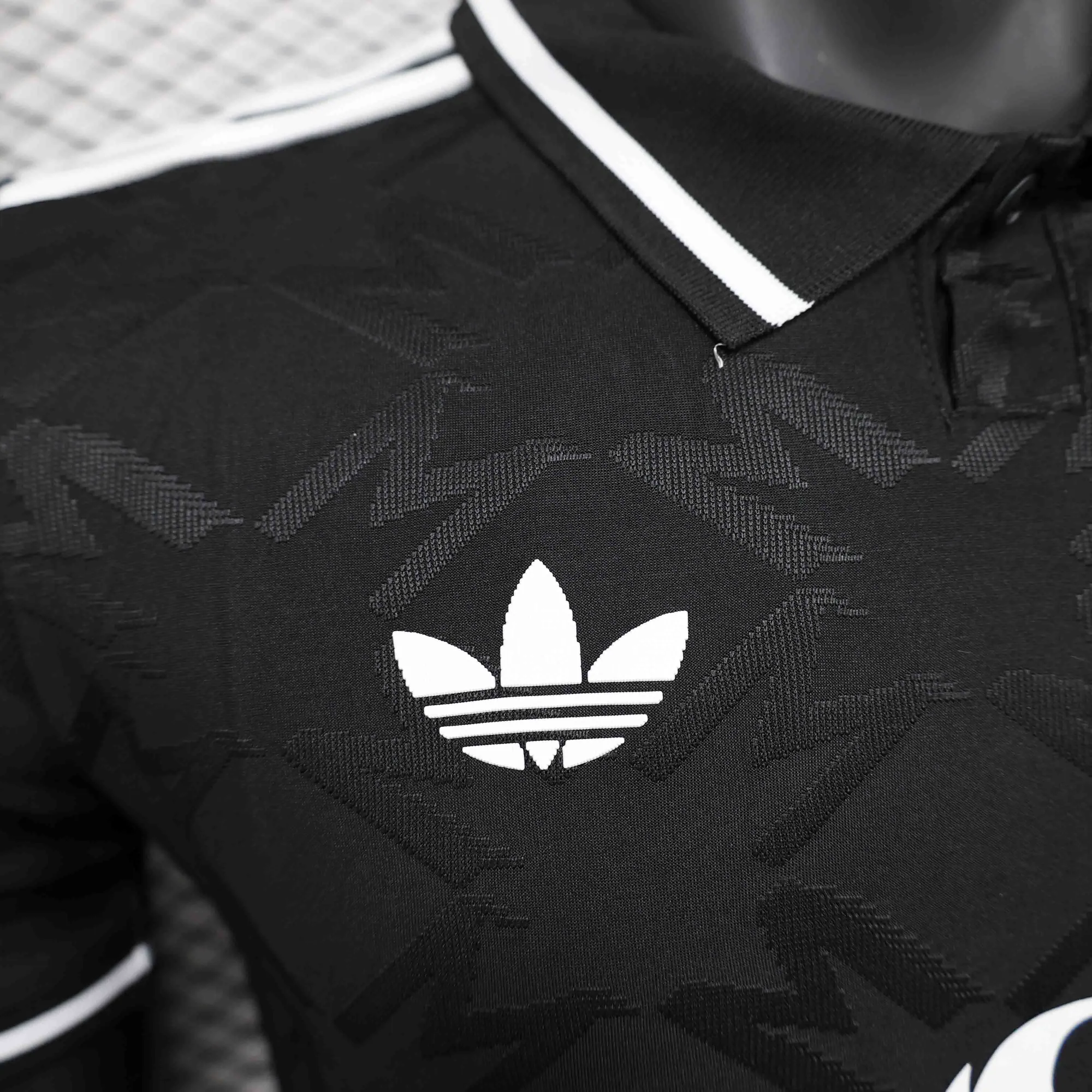 24-25 Manchester United Black Special Edition Player Version Shirt AAAAJersey Supplier Yupoo 3