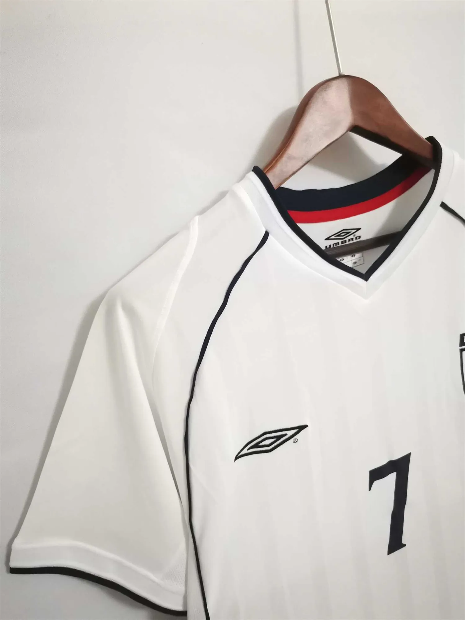 2002 England home white 3