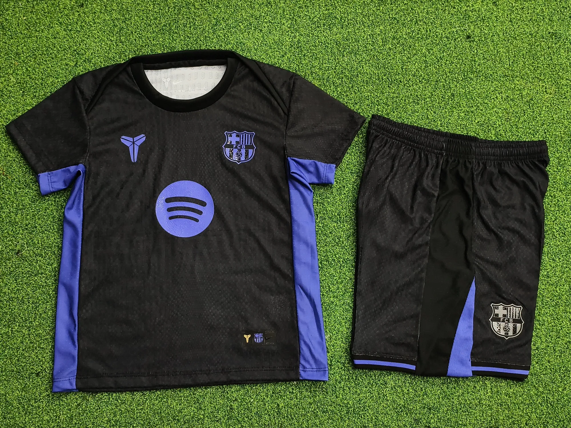 25-26 Kid Barcelona X Kobe Away Kit Player Version Youth Apparels AAAAJersey Supplier Yupoo 5