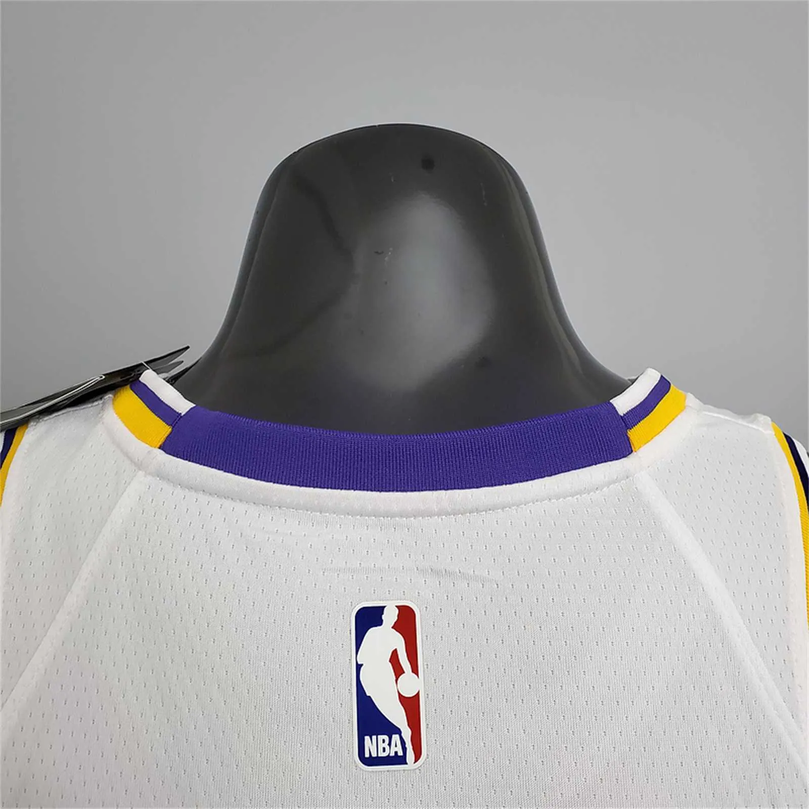 Lakers Howard#39 Crew Neck White 1