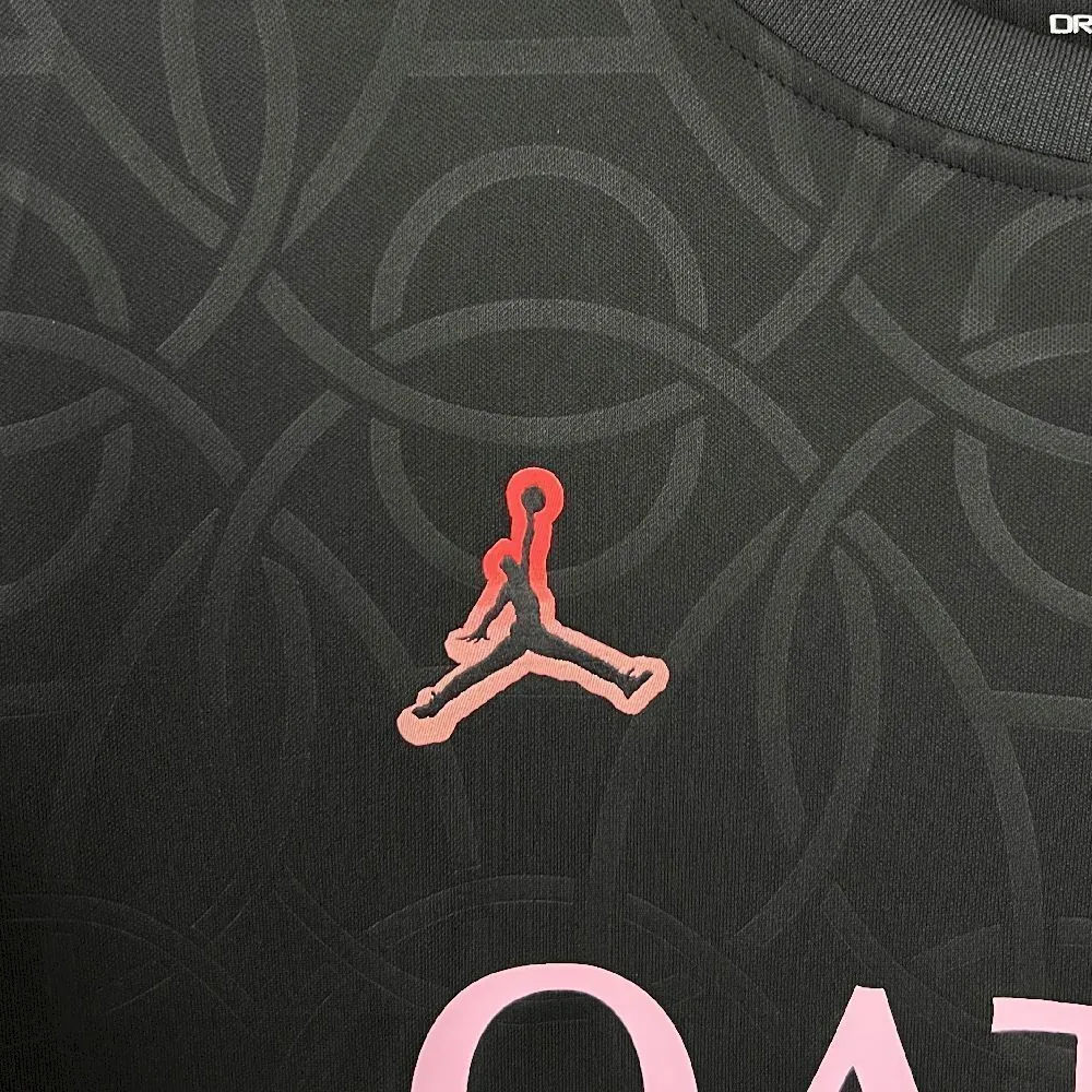 25-26 PSG Black Pre-Match Shirt Football Apparels AAAAJersey Supply Yupoo 3